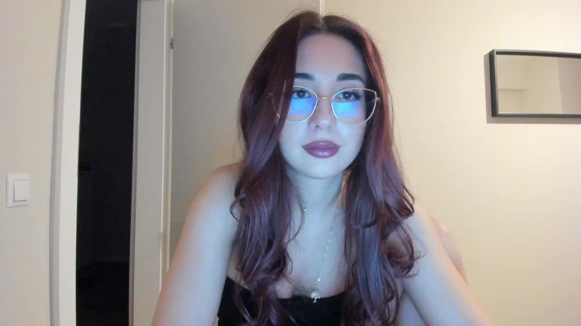 Gallery image thumbnail from Cataleya's myfreecams stream on, 04/18/2024, 22:14 image 18 of 20