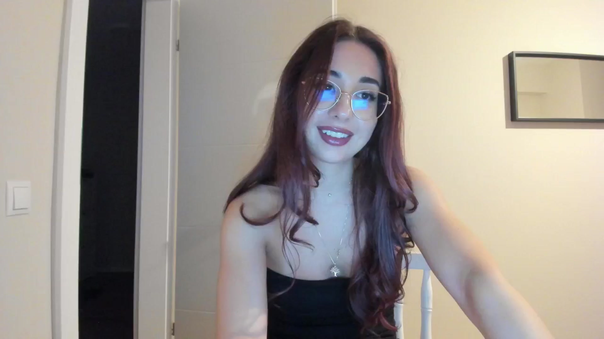 Gallery image thumbnail from Cataleya's myfreecams stream on, 04/18/2024, 22:14 image 15 of 20