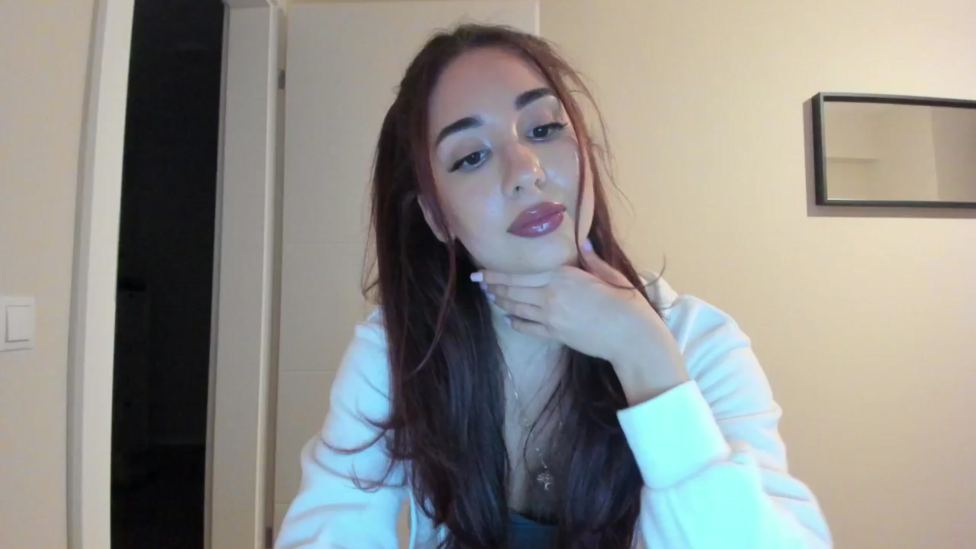 Gallery image thumbnail from Cataleya's myfreecams stream on, 04/19/2024, 21:59 image 8 of 20