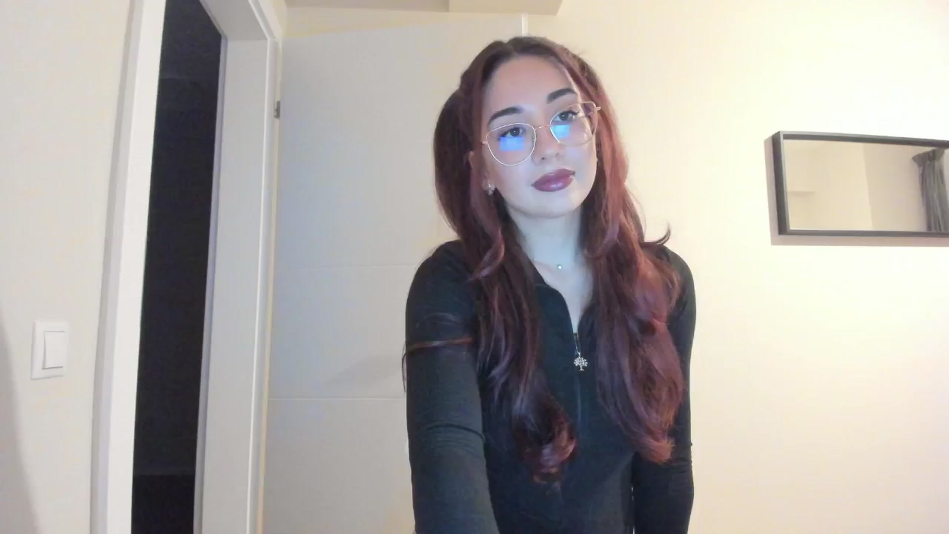 Gallery image thumbnail from Cataleya's myfreecams stream on, 04/23/2024, 21:46 image 3 of 20