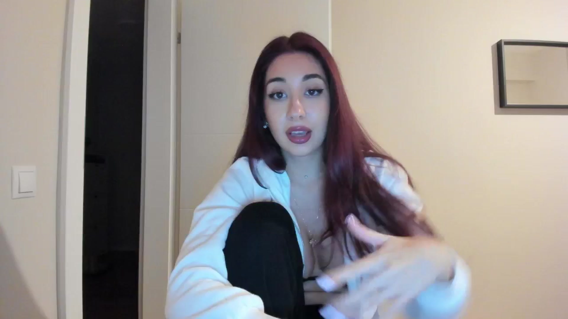 Gallery image thumbnail from Cataleya's myfreecams stream on, 04/24/2024, 22:18 image 5 of 20