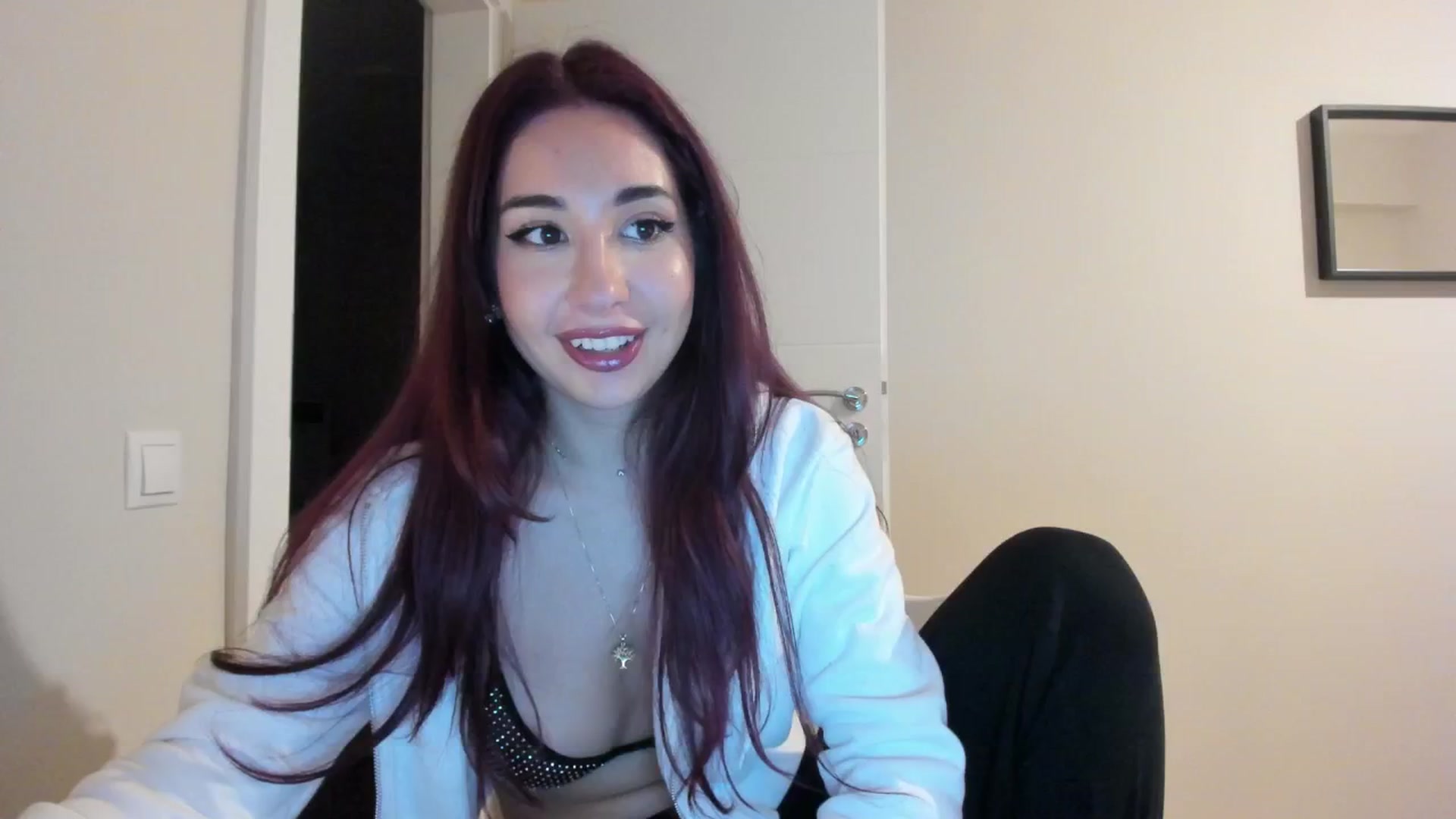 Gallery image thumbnail from Cataleya's myfreecams stream on, 04/24/2024, 22:18 image 13 of 20