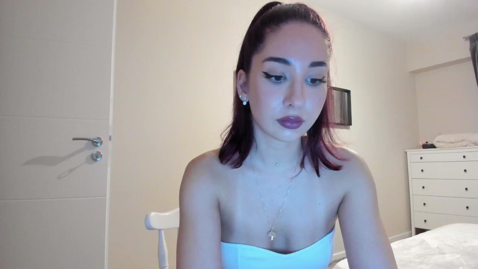 Gallery image thumbnail from Cataleya's myfreecams stream on, 04/28/2024, 21:03 image 20 of 20
