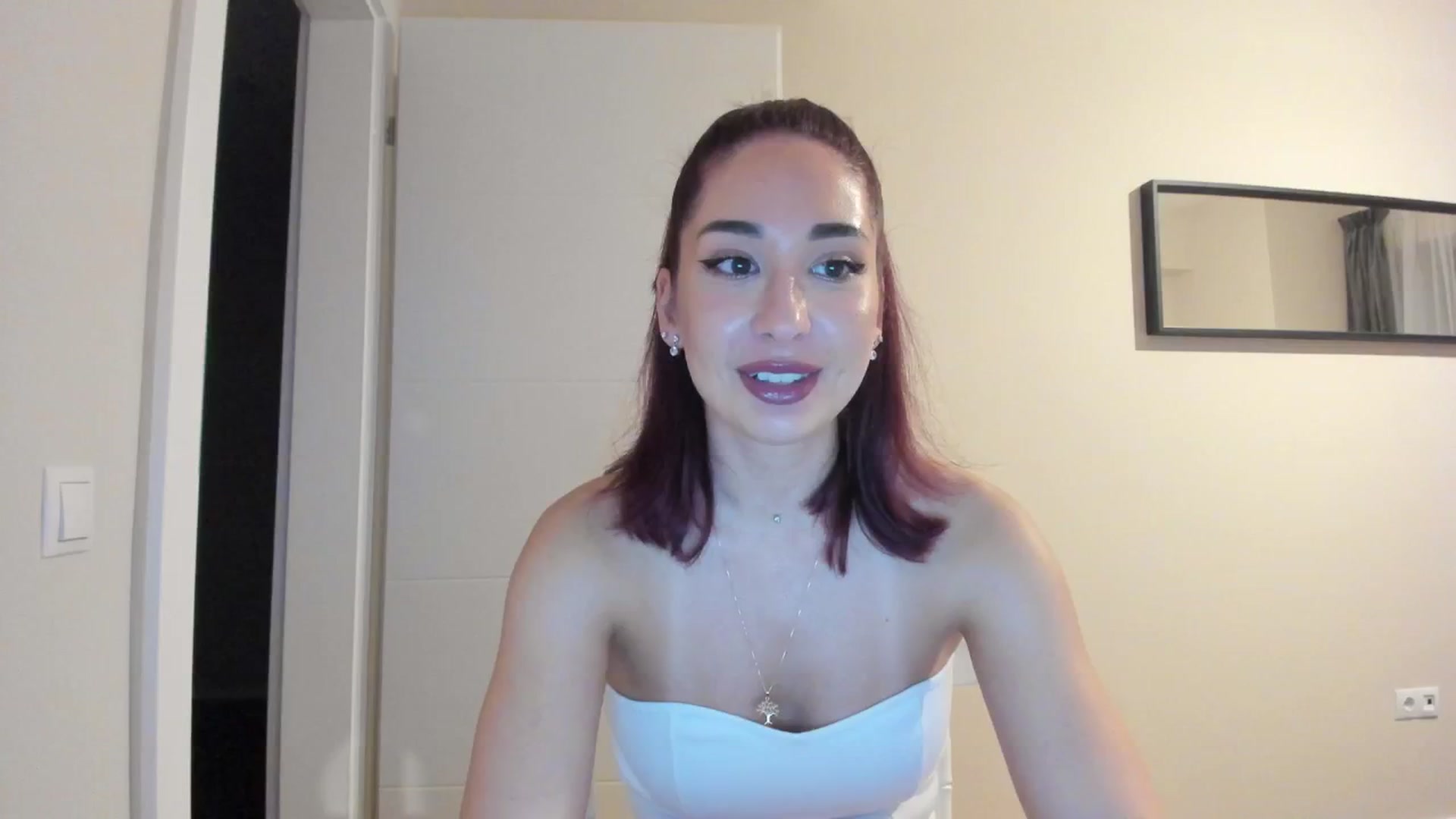 Gallery image thumbnail from Cataleya's myfreecams stream on, 04/28/2024, 21:03 image 3 of 20
