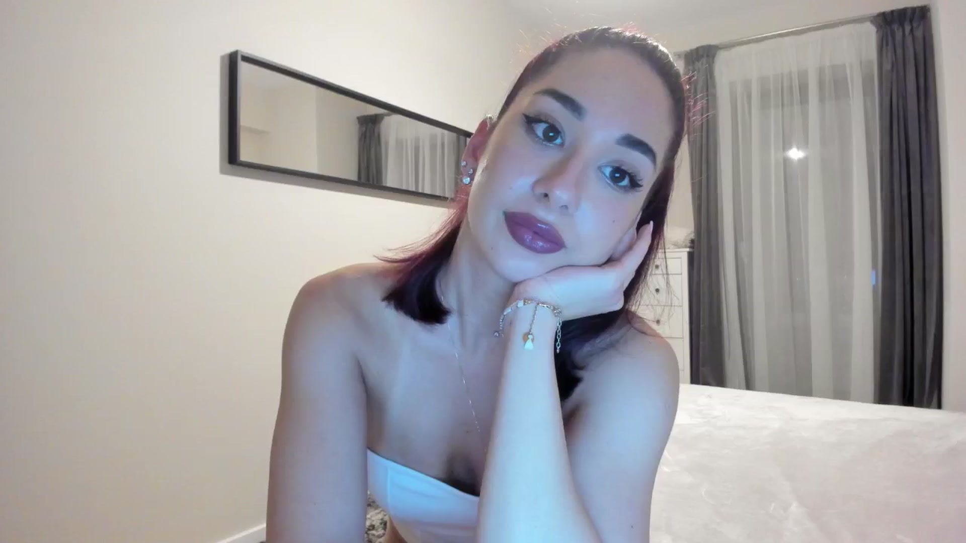 Gallery image thumbnail from Cataleya's myfreecams stream on, 04/28/2024, 22:19 image 18 of 20