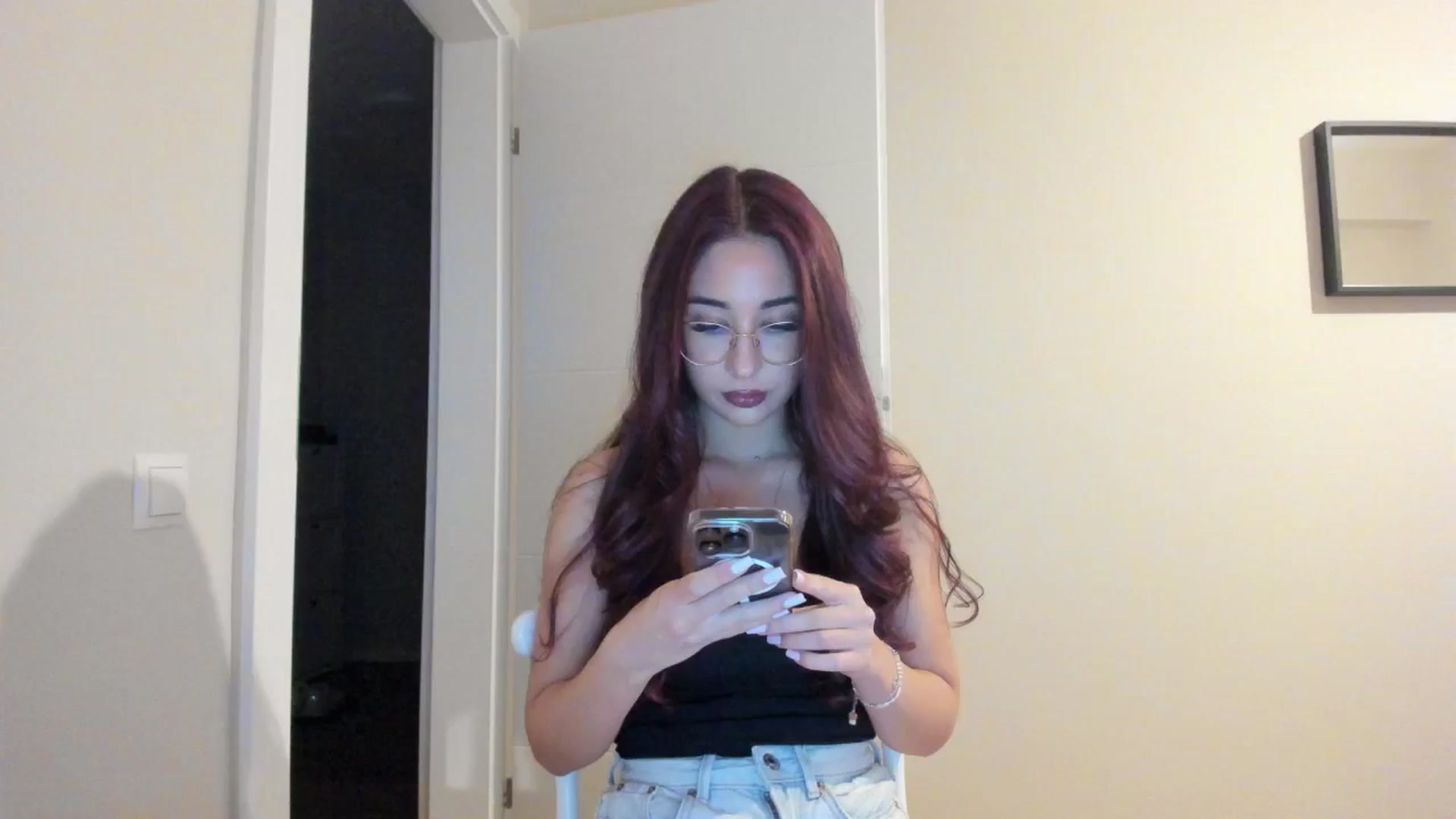 Gallery image thumbnail from Cataleya's myfreecams stream on, 05/03/2024, 22:50 image 4 of 20
