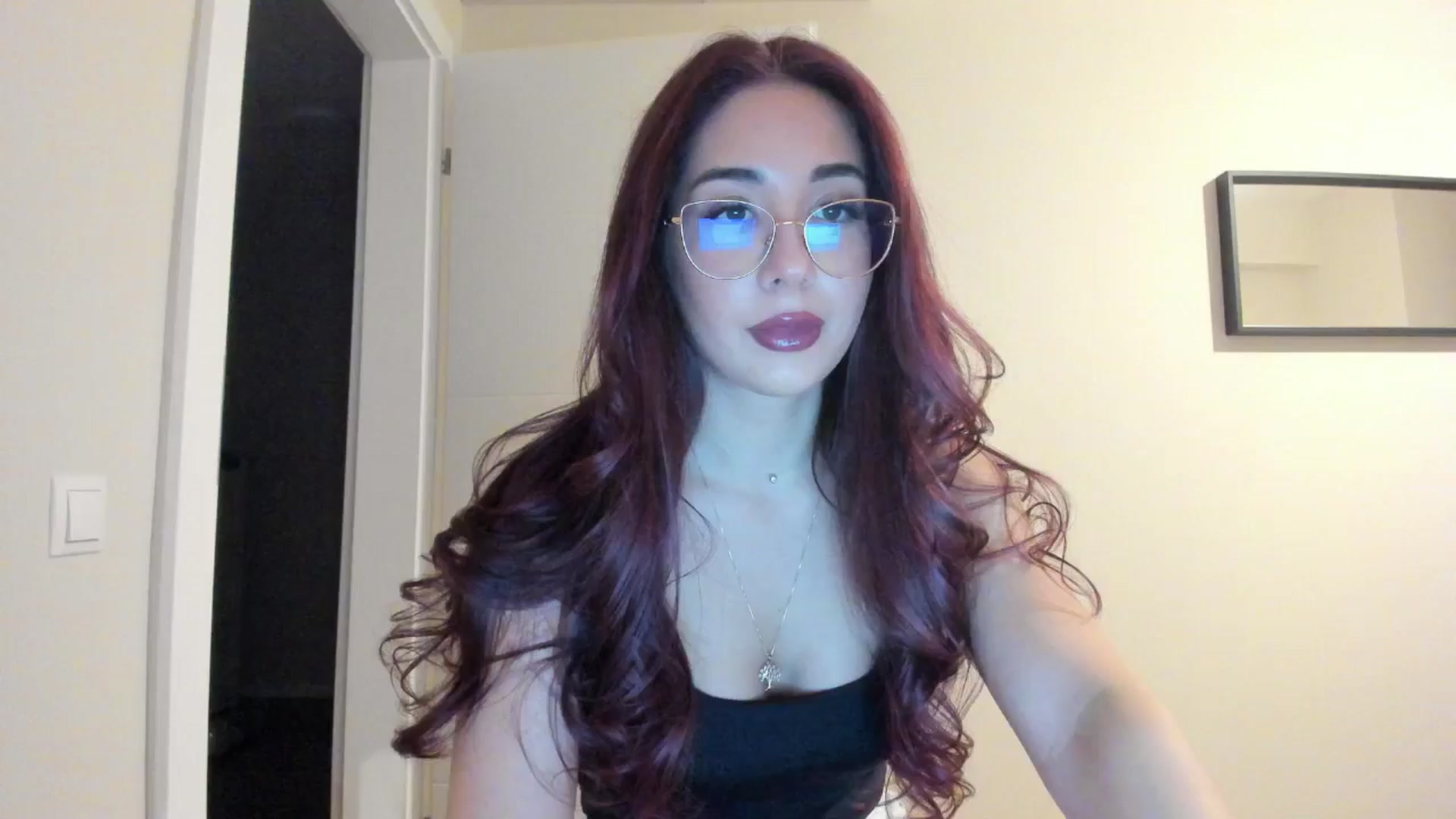 Gallery image thumbnail from Cataleya's myfreecams stream on, 05/03/2024, 22:50 image 1 of 20