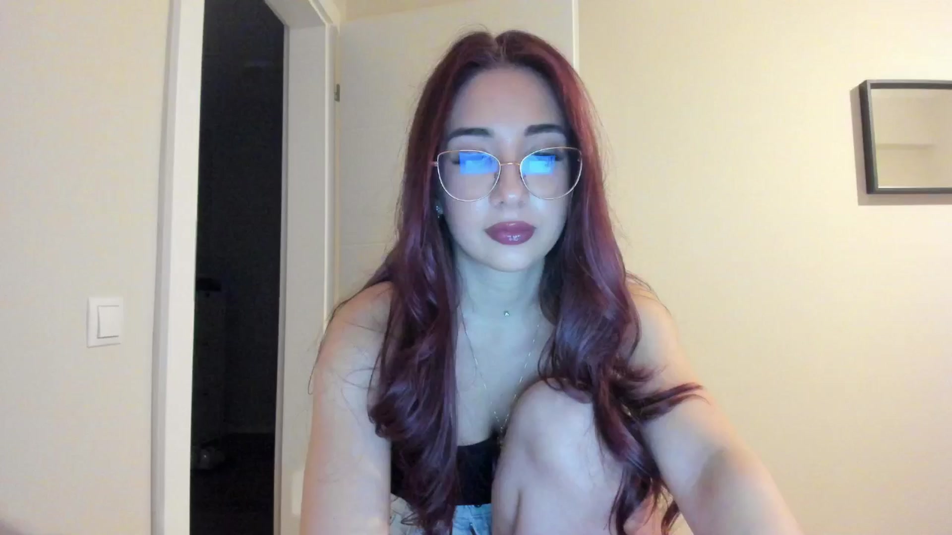 Gallery image thumbnail from Cataleya's myfreecams stream on, 05/03/2024, 22:50 image 5 of 20