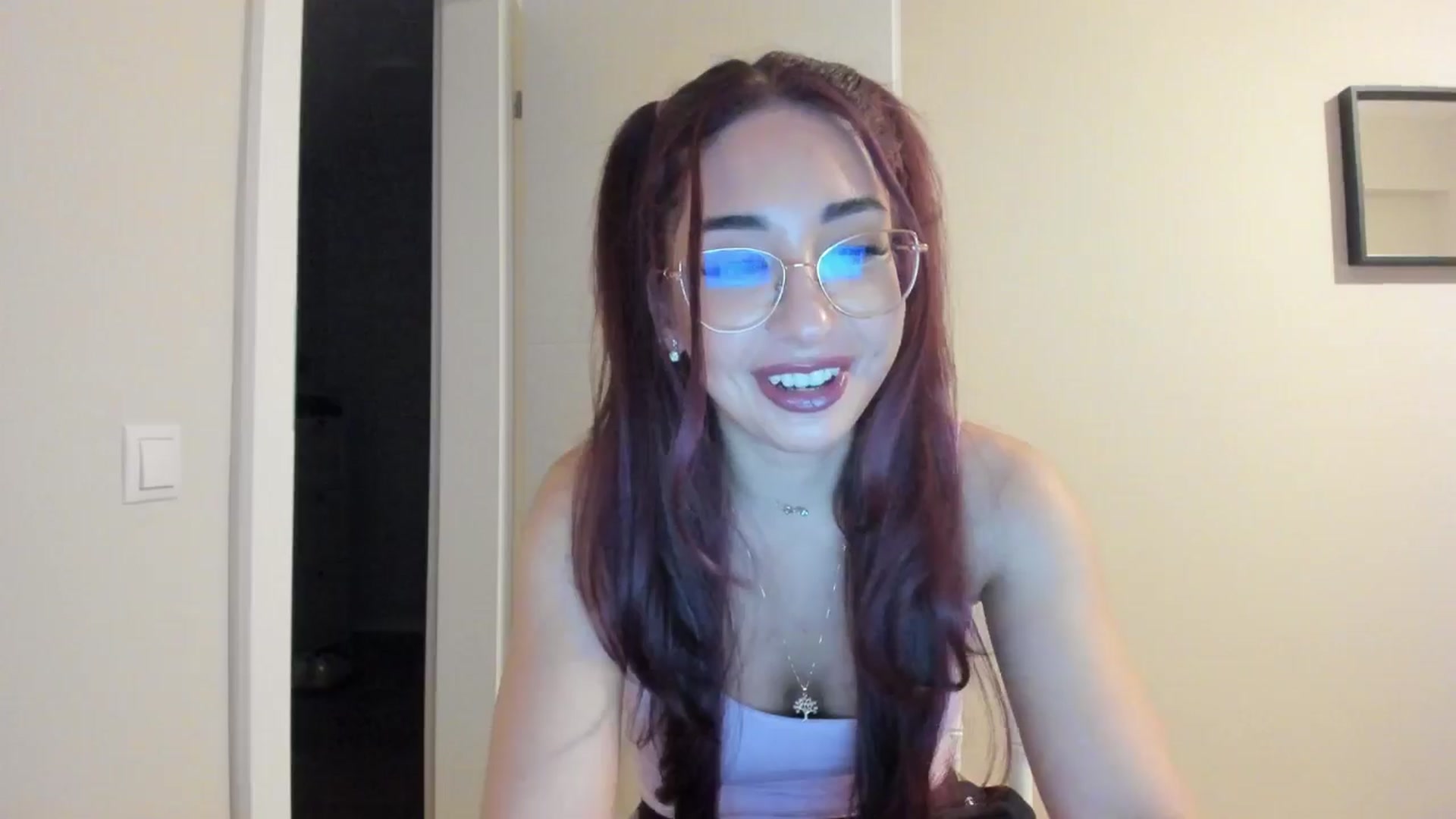 Gallery image thumbnail from Cataleya's myfreecams stream on, 05/04/2024, 20:30 image 14 of 20
