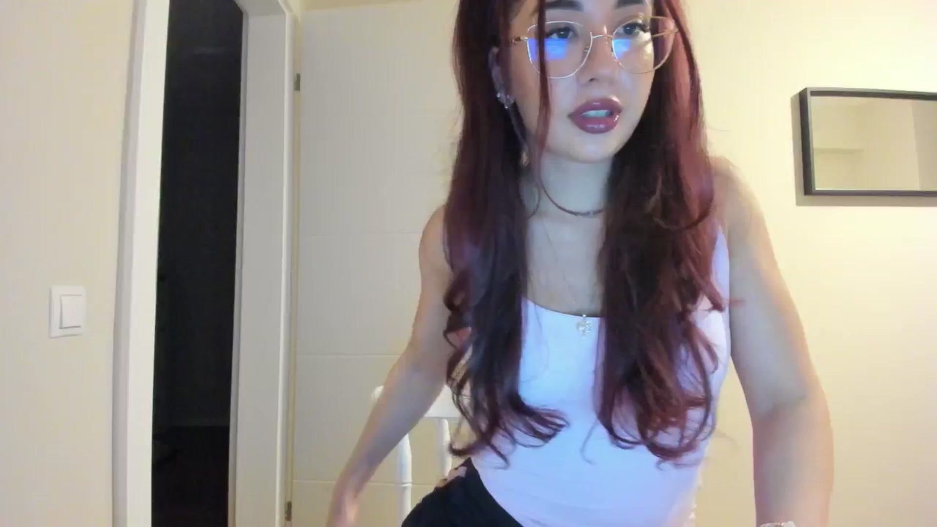 Gallery image thumbnail from Cataleya's myfreecams stream on, 05/04/2024, 20:30 image 2 of 20