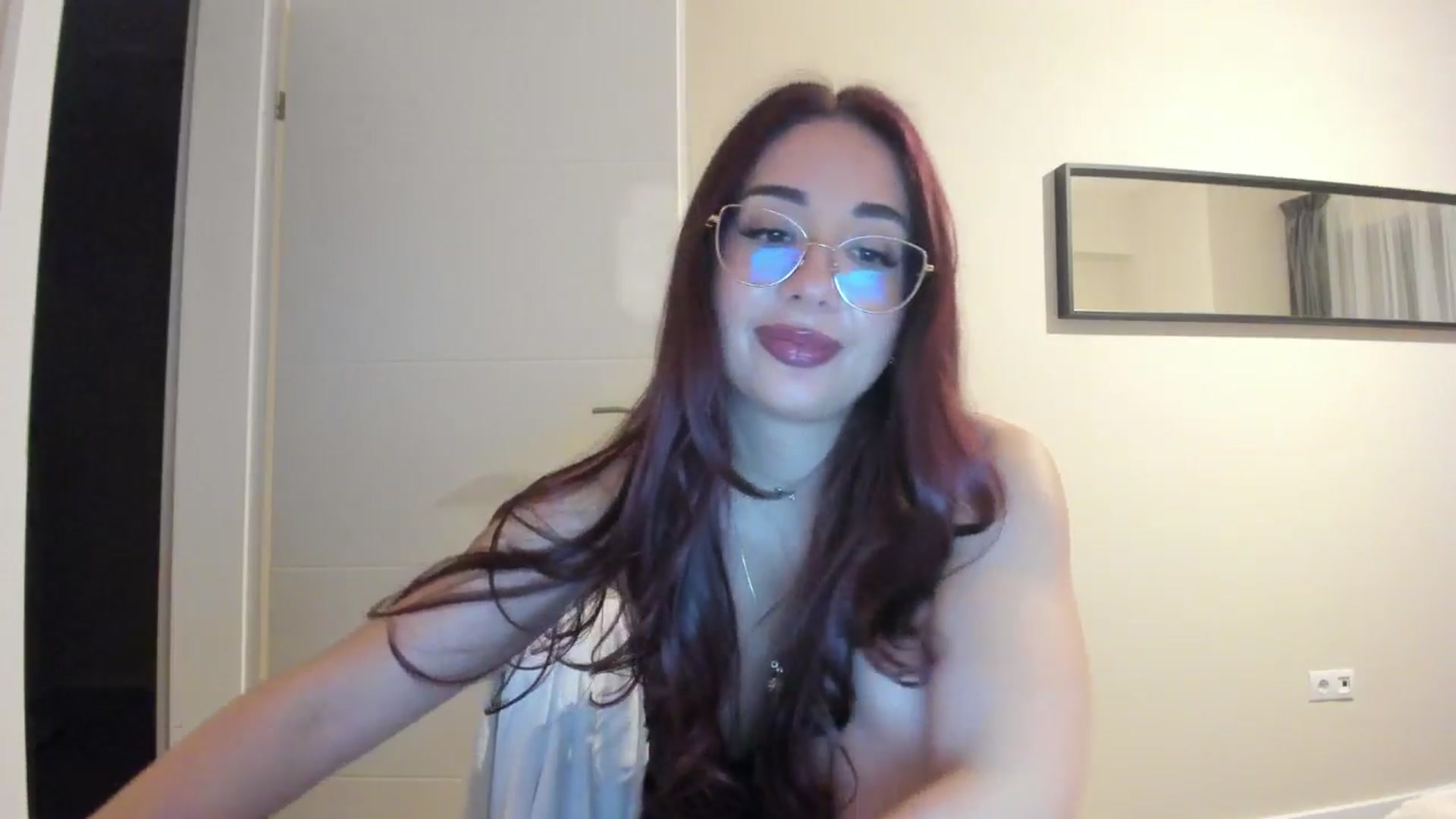 Gallery image thumbnail from Cataleya's myfreecams stream on, 05/05/2024, 21:44 image 19 of 20