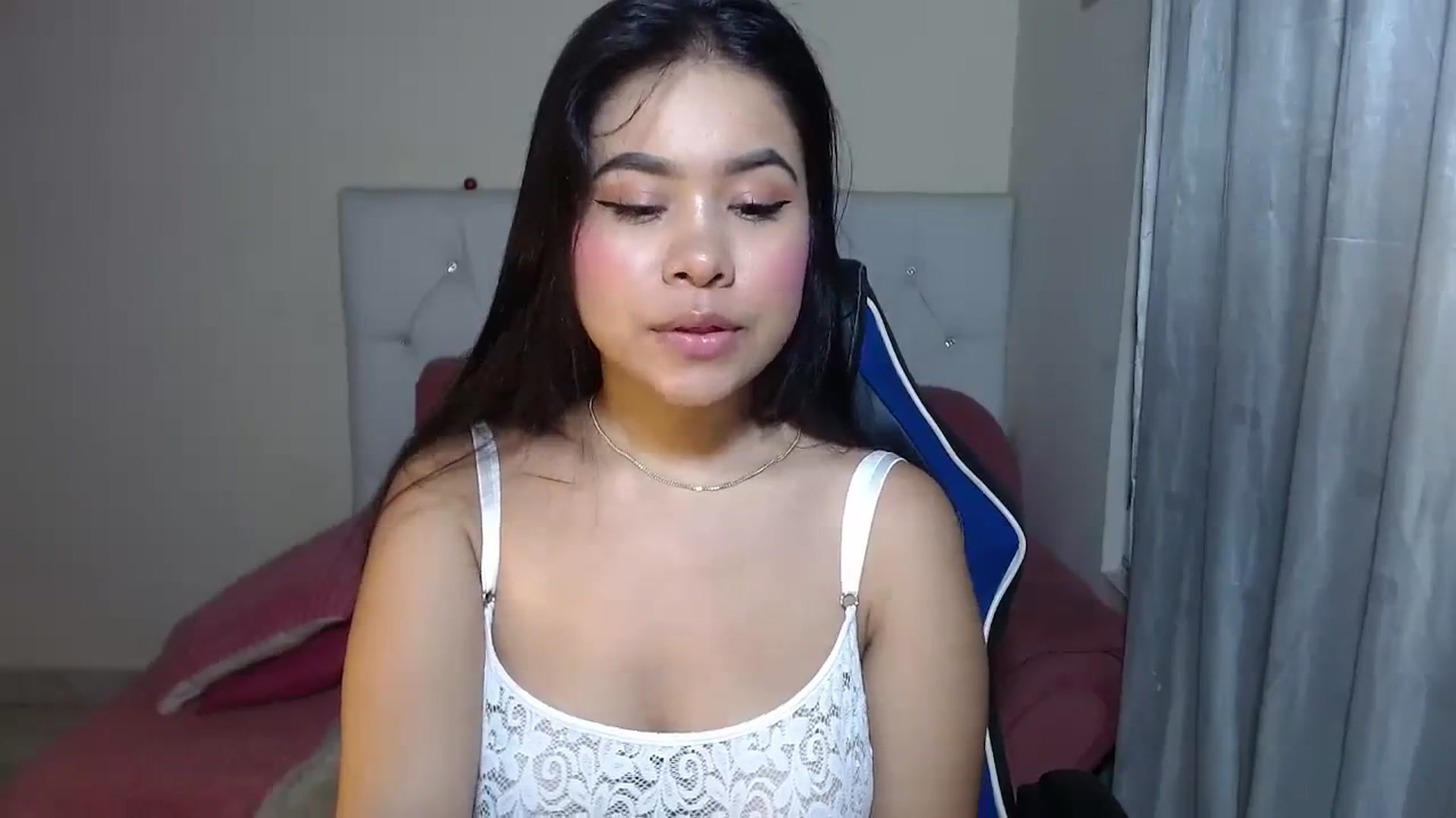 Gallery image thumbnail from Catalina_21_'s myfreecams stream on, 12/16/2023, 10:11 image 19 of 20