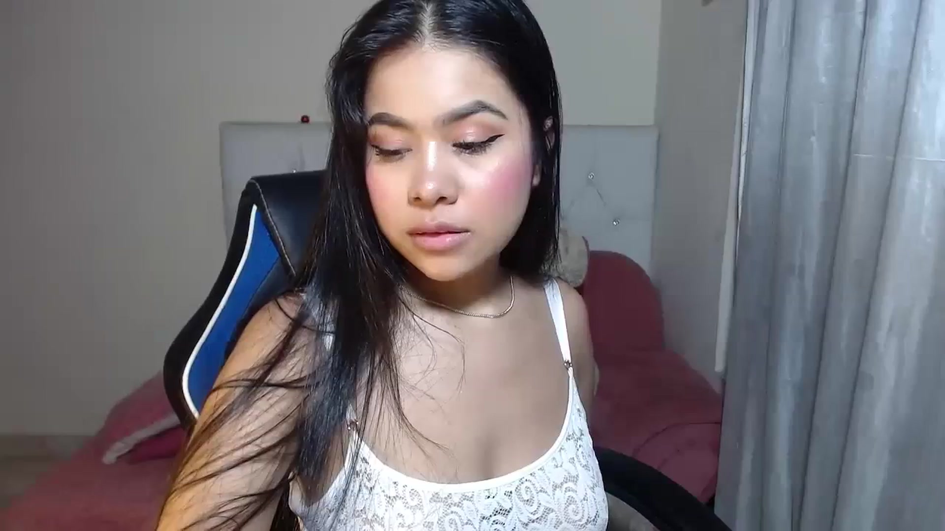Gallery image thumbnail from Catalina_21_'s myfreecams stream on, 12/16/2023, 10:11 image 4 of 20