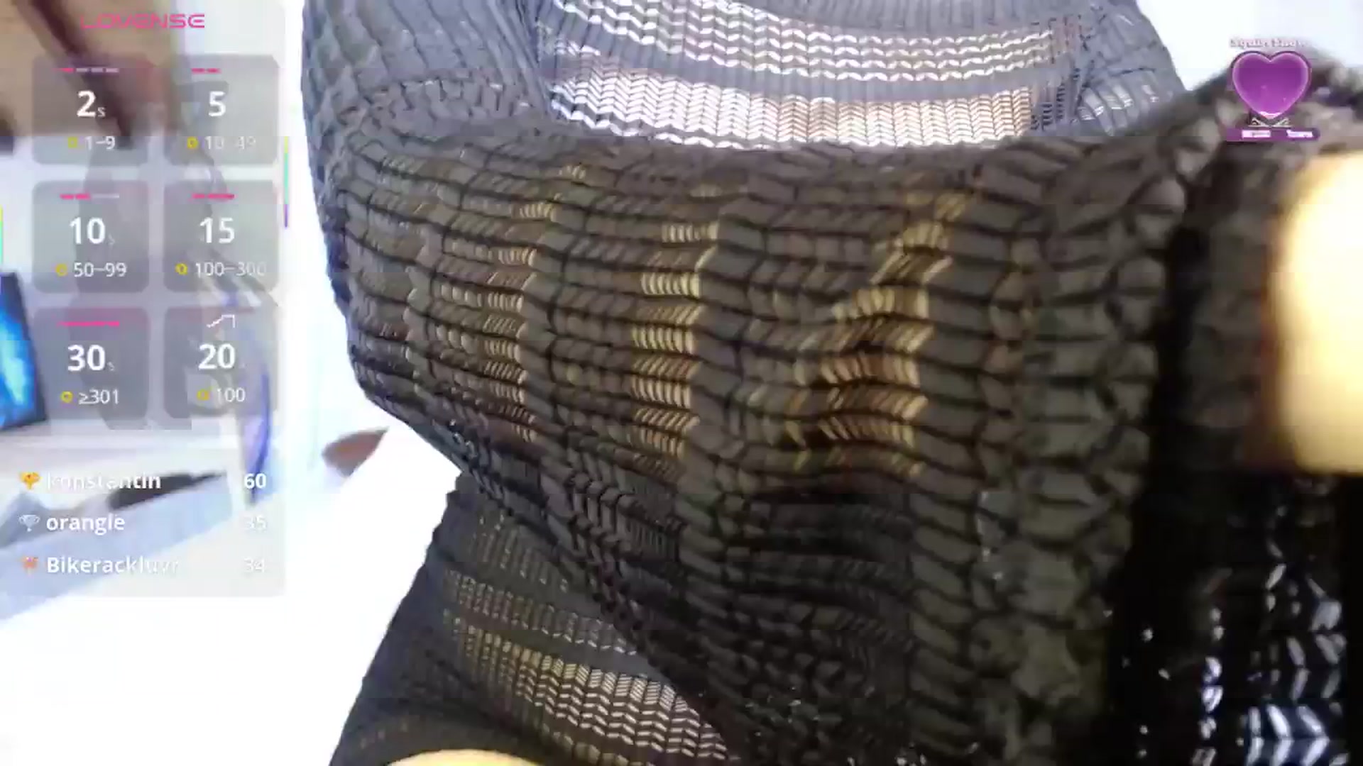 Gallery image thumbnail from Catalina_21_'s myfreecams stream on, 04/21/2025, 14:11 image 9 of 20