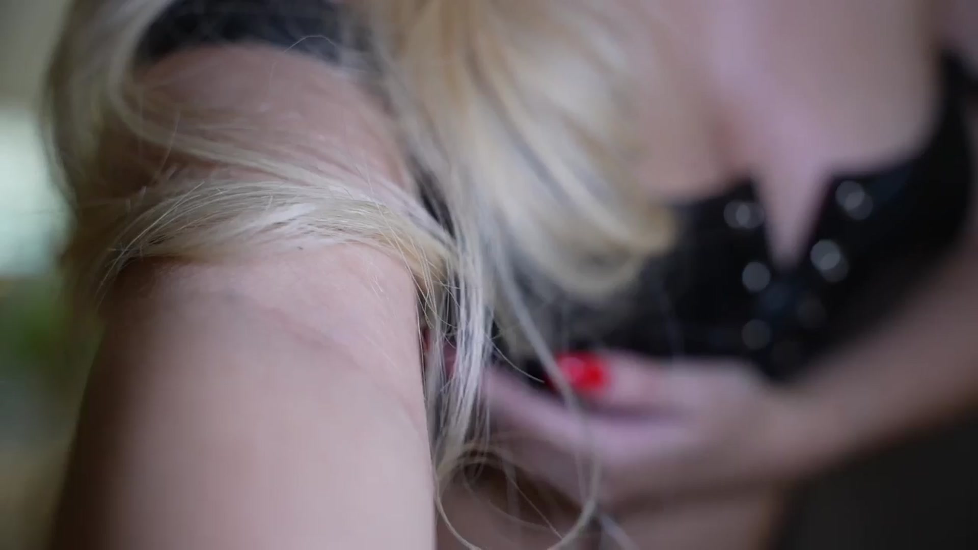Gallery image thumbnail from Catch_Me's myfreecams stream on, 04/24/2025, 19:05 image 8 of 20