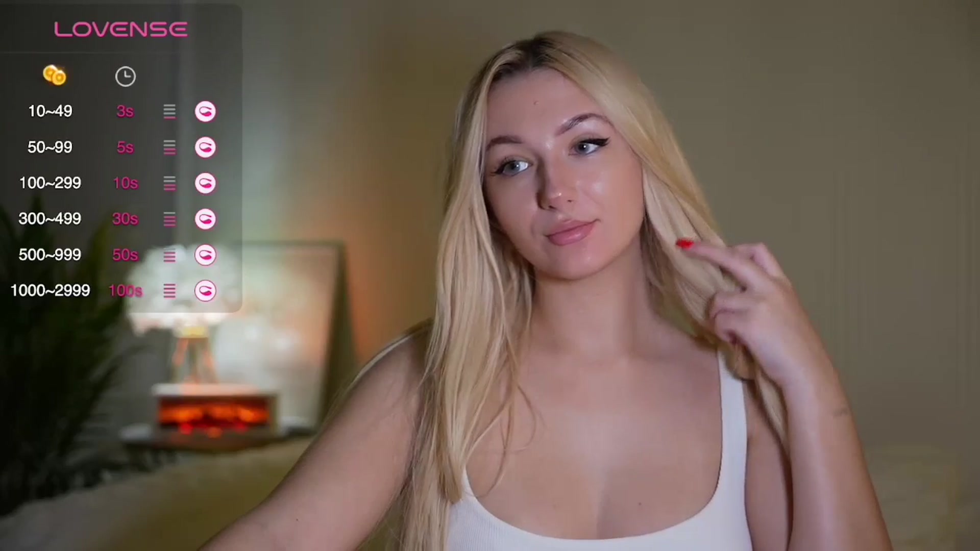 Gallery image thumbnail from Catch_Me's myfreecams stream on, 04/26/2025, 20:02 image 15 of 20