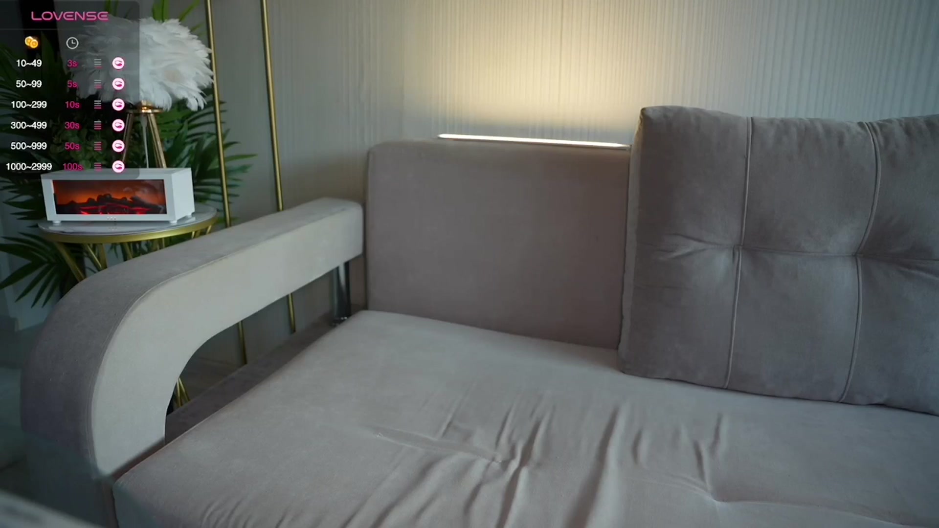 Gallery image thumbnail from Catch_Me's myfreecams stream on, 06/07/2025, 16:30 image 6 of 20