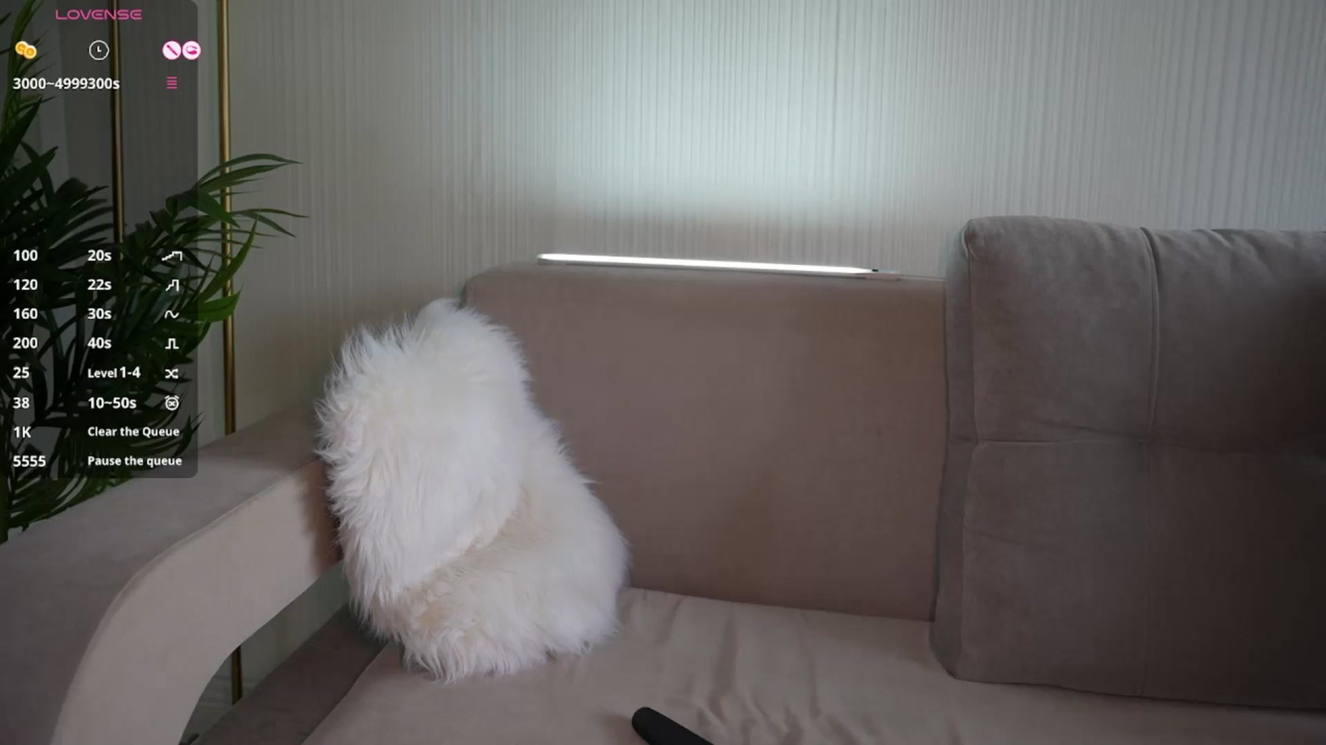 Gallery image thumbnail from Catch_Me's myfreecams stream on, 06/17/2025, 13:24 image 16 of 20