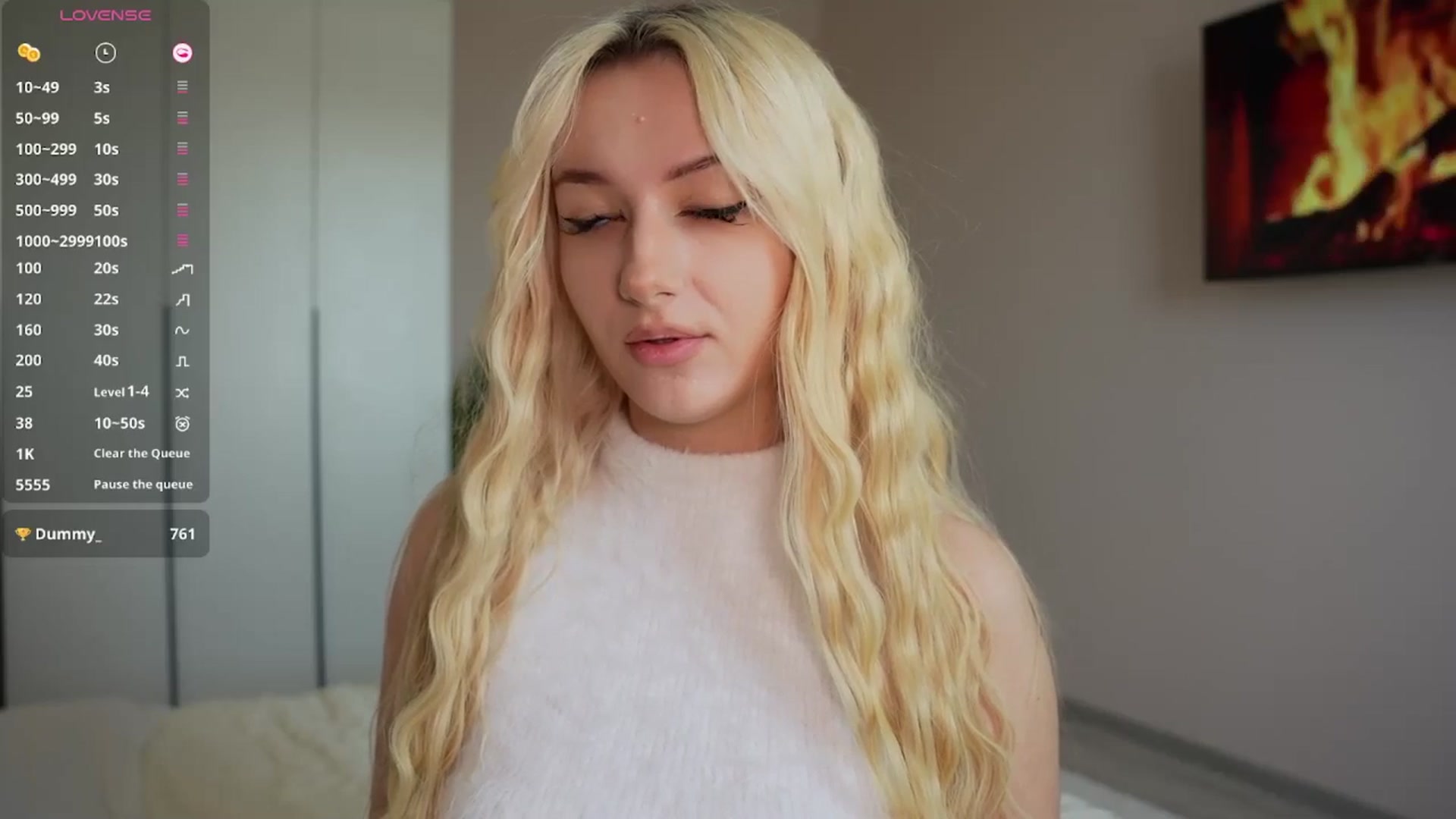 Gallery image thumbnail from Catch_Me's myfreecams stream on, 07/19/2025, 10:16 image 4 of 20