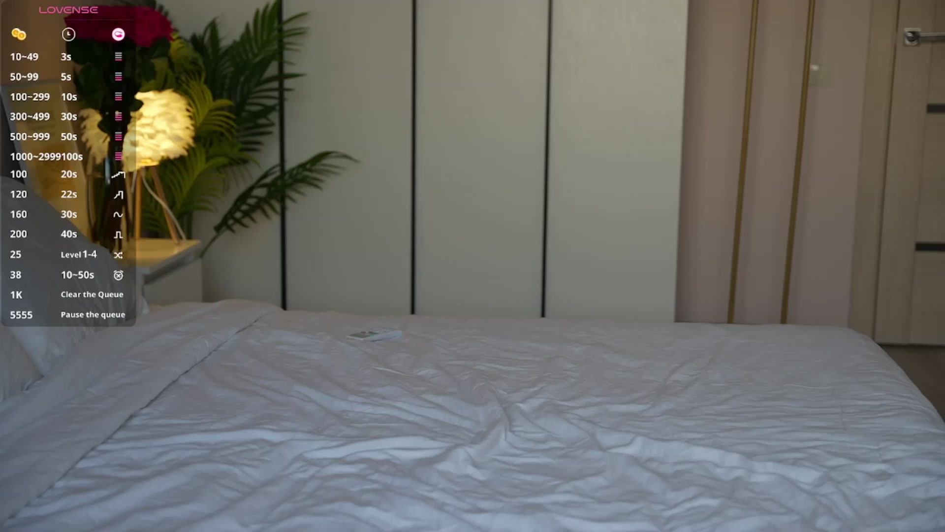 Gallery image thumbnail from Catch_Me's myfreecams stream on, 08/01/2025, 16:52 image 8 of 20