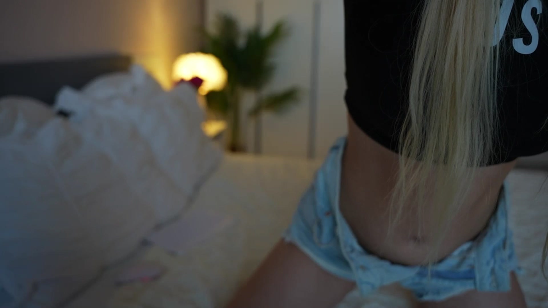 Gallery image thumbnail from Catch_Me's myfreecams stream on, 08/10/2025, 18:16 image 4 of 20