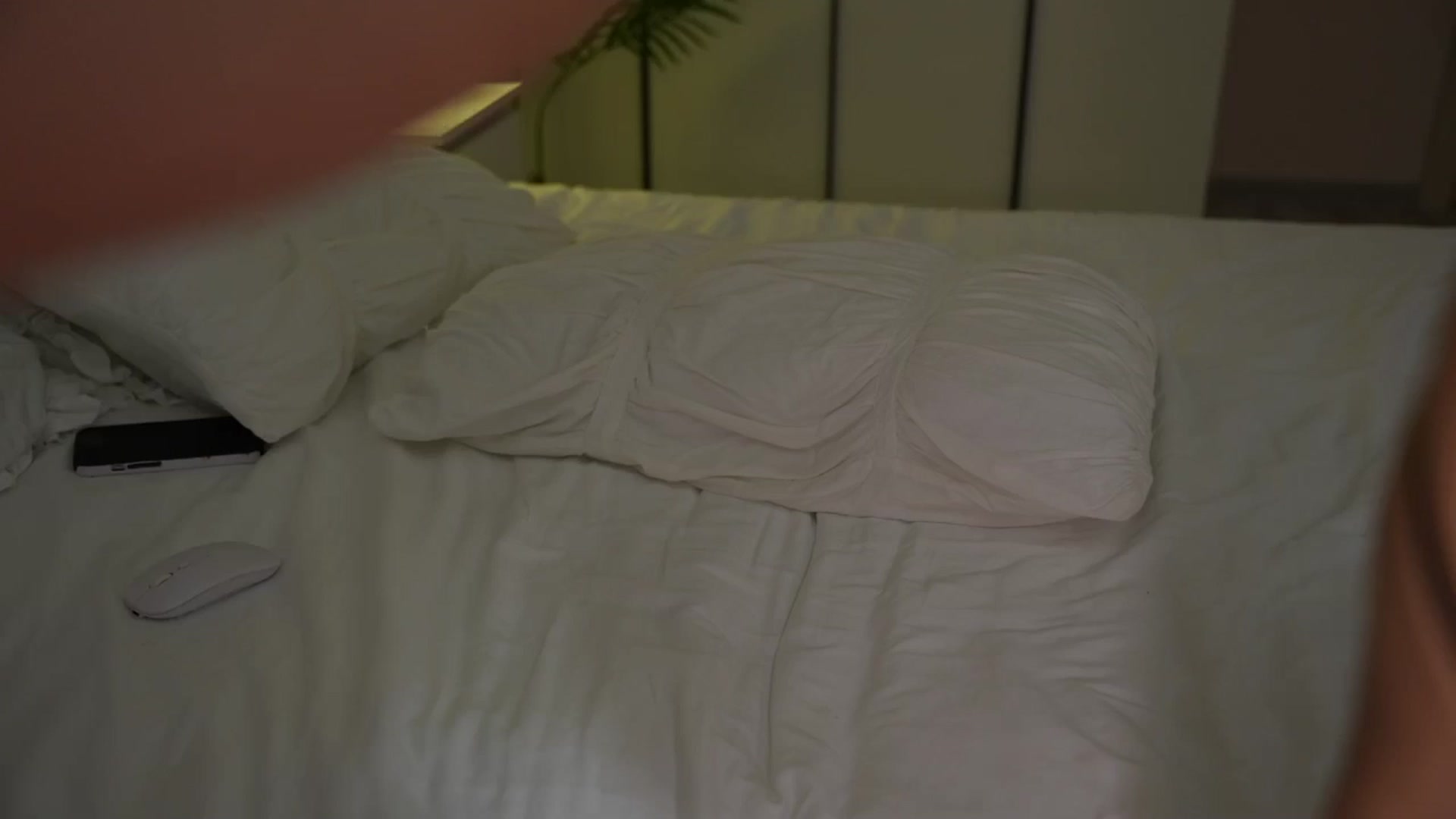 Gallery image thumbnail from Catch_Me's myfreecams stream on, 08/12/2025, 19:51 image 9 of 20
