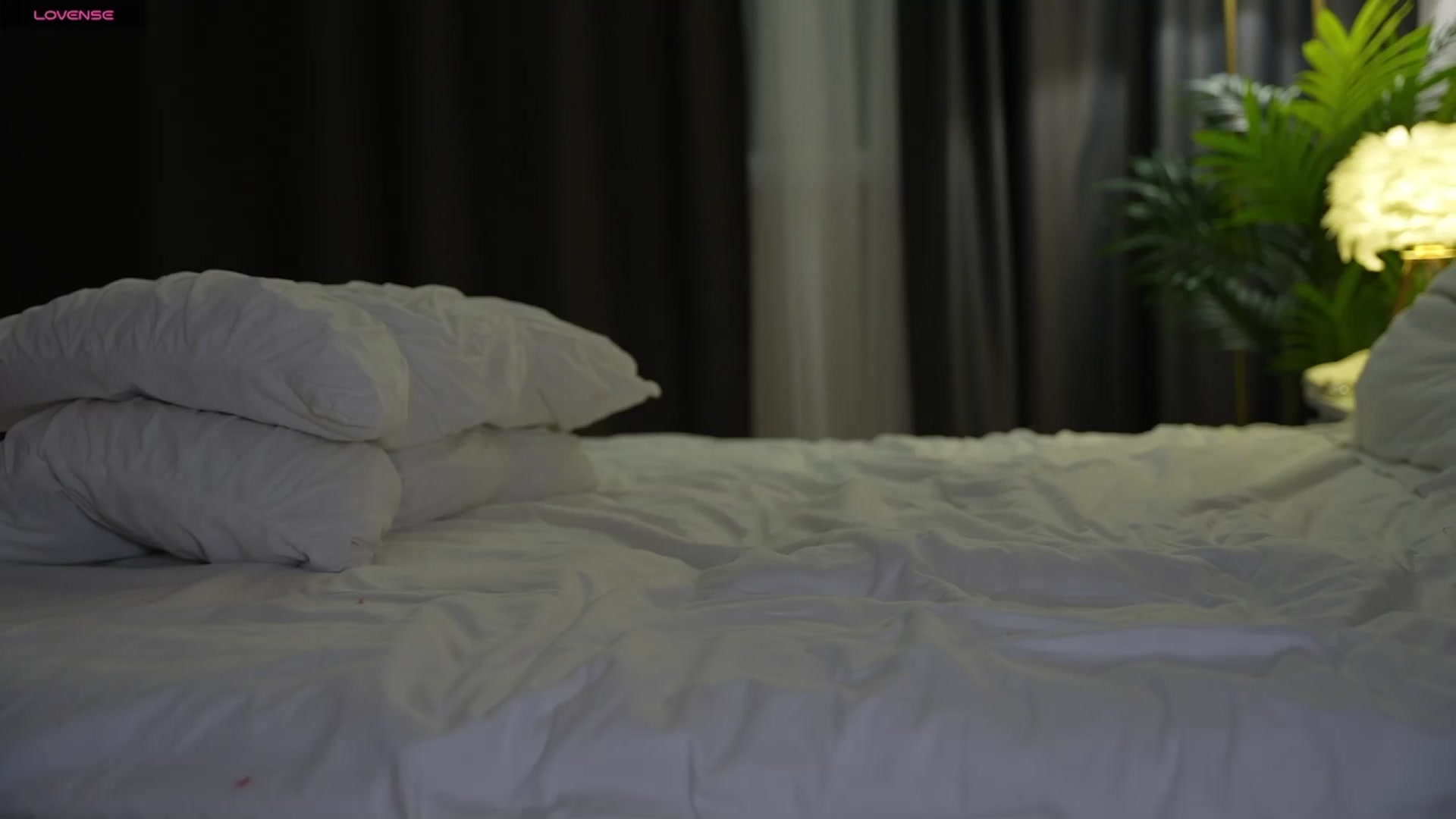 Gallery image thumbnail from Catch_Me's myfreecams stream on, 08/29/2025, 21:45 image 12 of 20