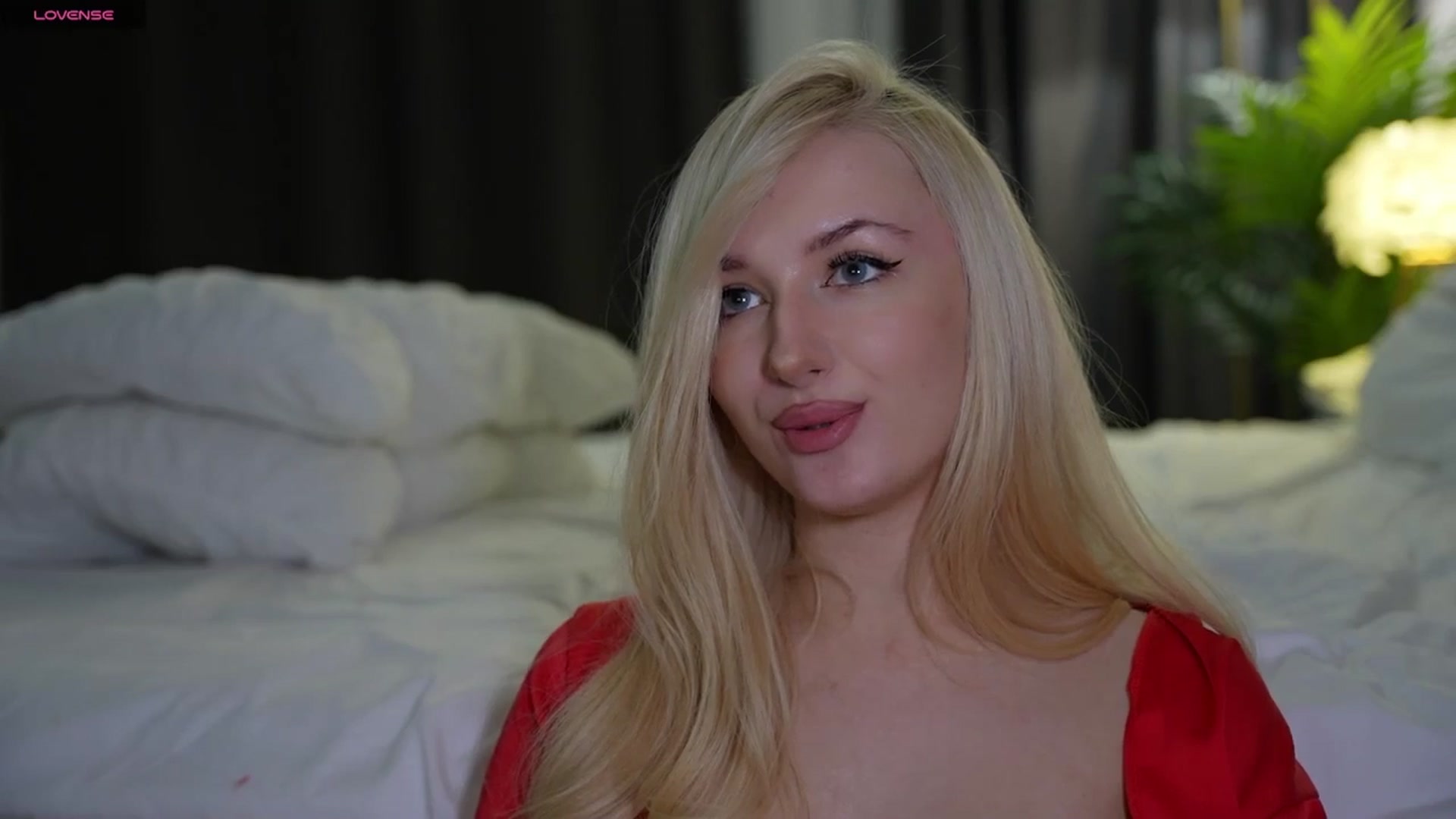 Gallery image thumbnail from Catch_Me's myfreecams stream on, 08/29/2025, 21:45 image 4 of 20