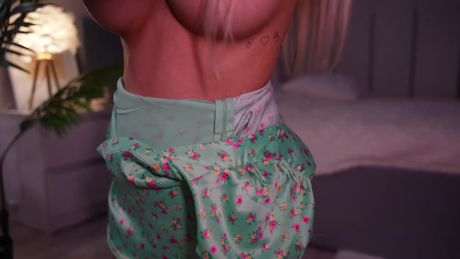 Gallery image thumbnail from Catch_Me's myfreecams stream on, 09/20/2025, 17:38 image 17 of 20