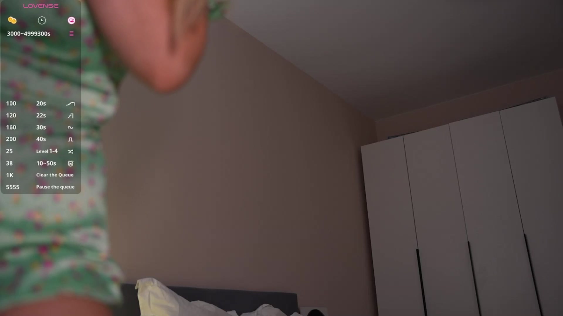 Gallery image thumbnail from Catch_Me's myfreecams stream on, 09/24/2025, 15:58 image 14 of 20