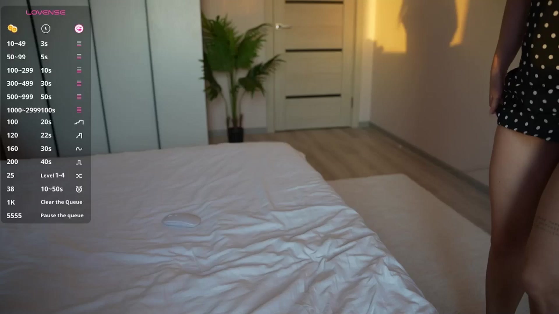 Gallery image thumbnail from Catch_Me's myfreecams stream on, 10/08/2025, 14:01 image 10 of 20