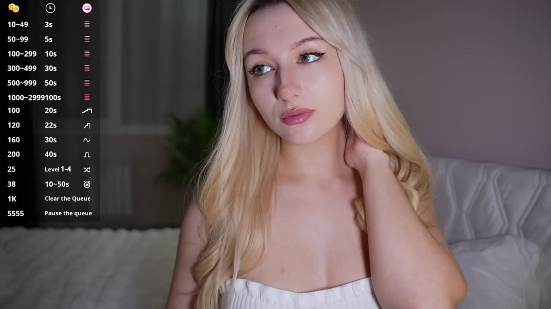 Gallery image thumbnail from Catch_Me's myfreecams stream on, 10/19/2025, 18:20 image 6 of 20