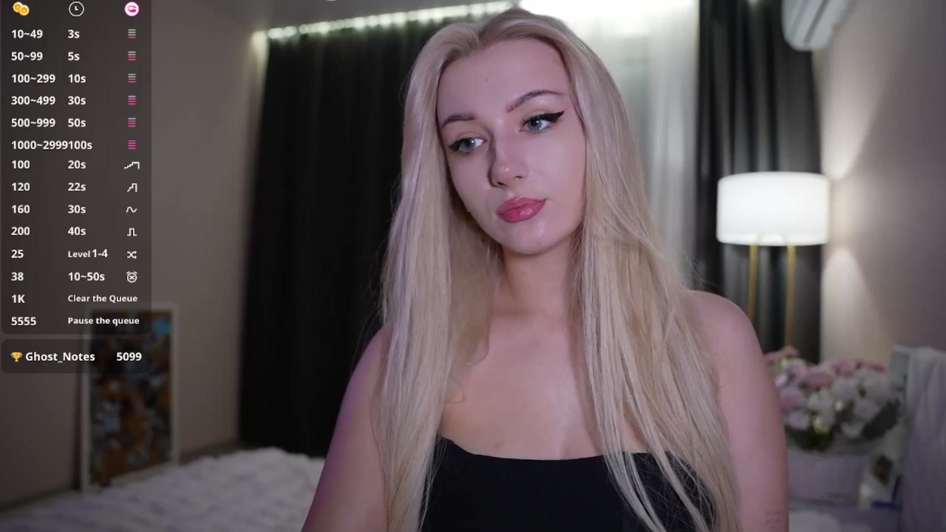 Gallery image thumbnail from Catch_Me's myfreecams stream on, 10/27/2025, 20:14 image 8 of 20
