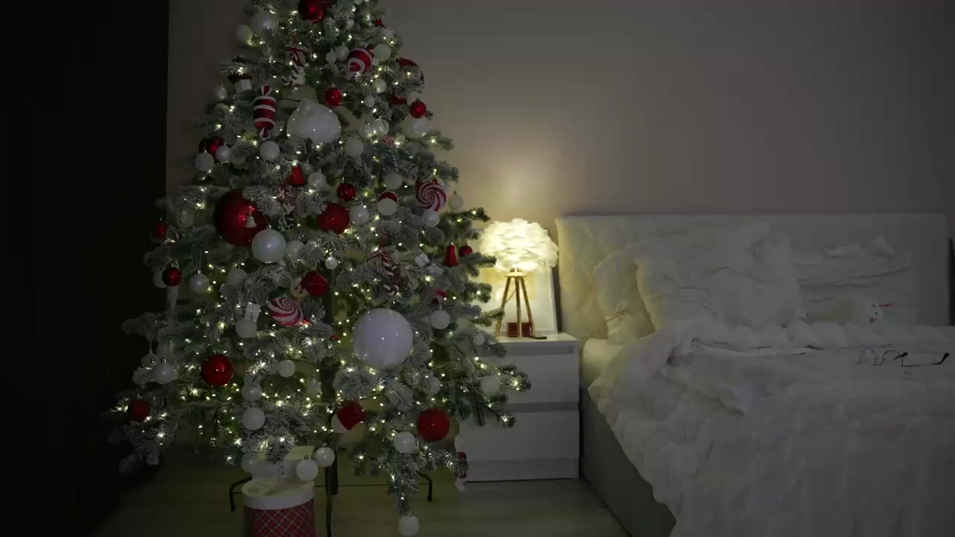 Gallery image thumbnail from Catch_Me's myfreecams stream on, 11/22/2025, 18:32 image 1 of 20