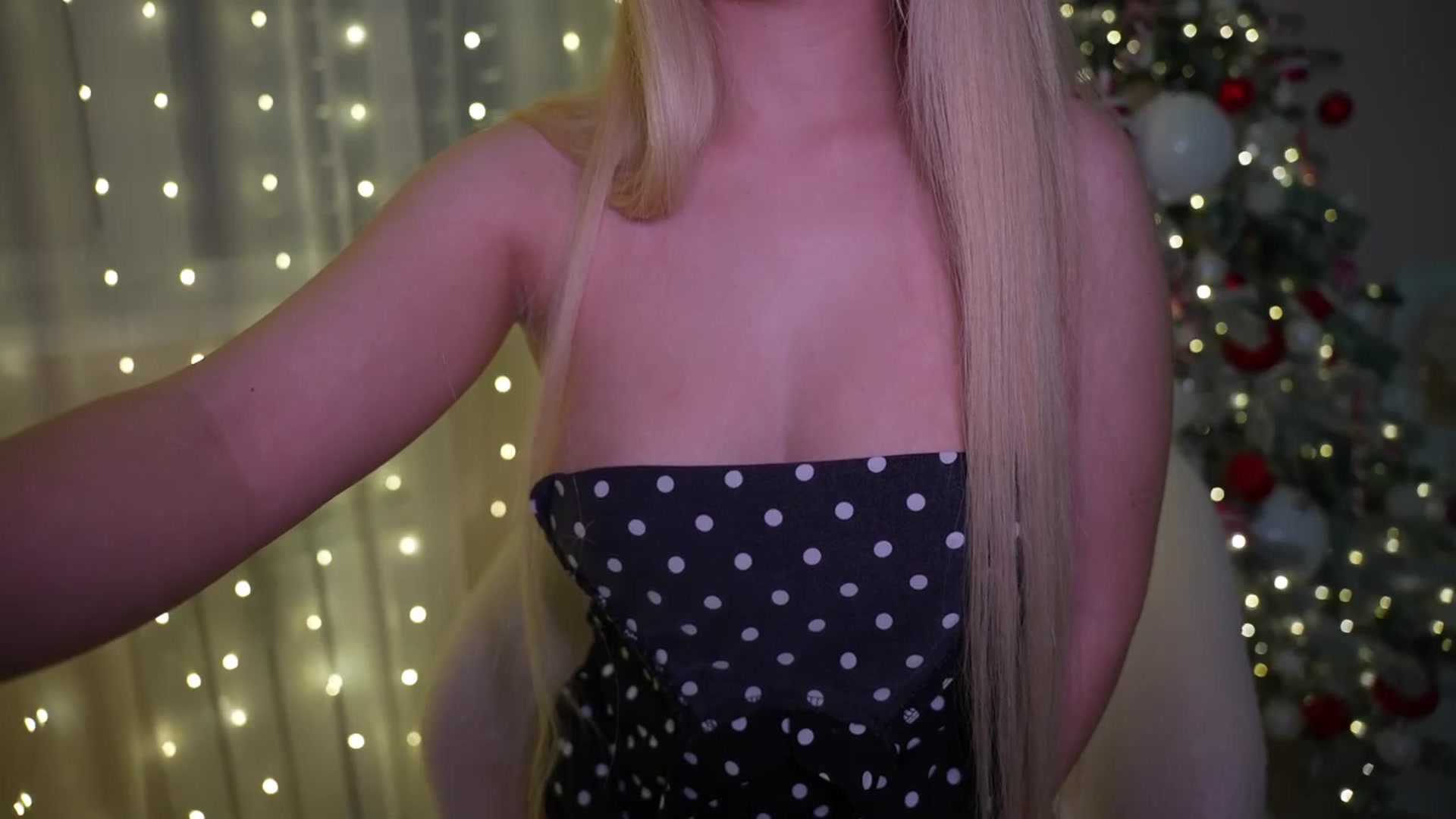 Gallery image thumbnail from Catch_Me's myfreecams stream on, 12/12/2025, 20:11 image 13 of 20