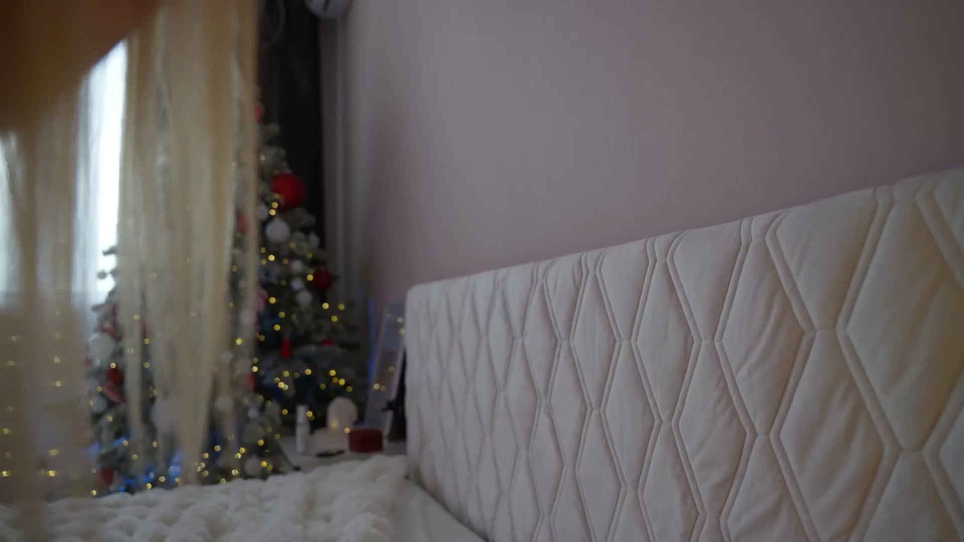Gallery image thumbnail from Catch_Me's myfreecams stream on, 12/19/2025, 08:12 image 6 of 20