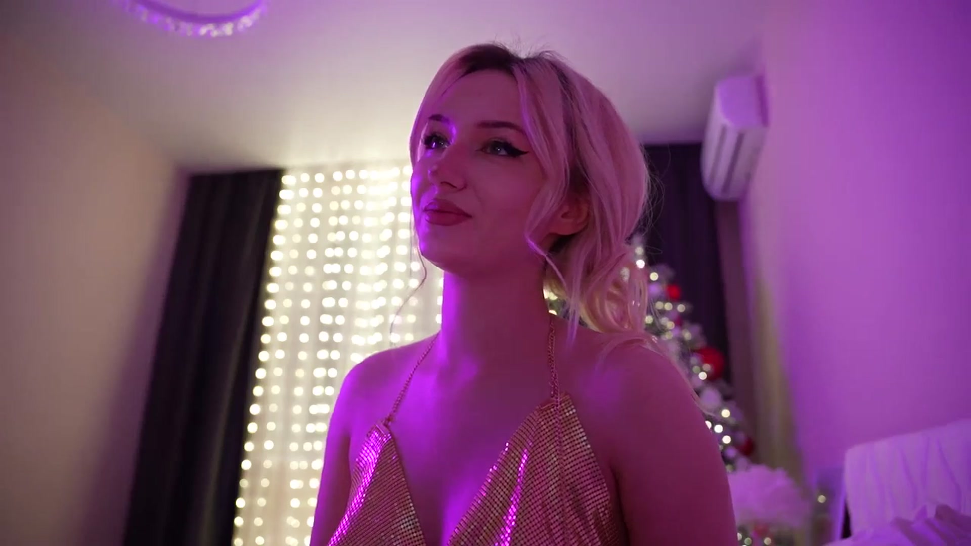 Gallery image thumbnail from Catch_Me's myfreecams stream on, 01/07/2026, 19:06 image 16 of 20