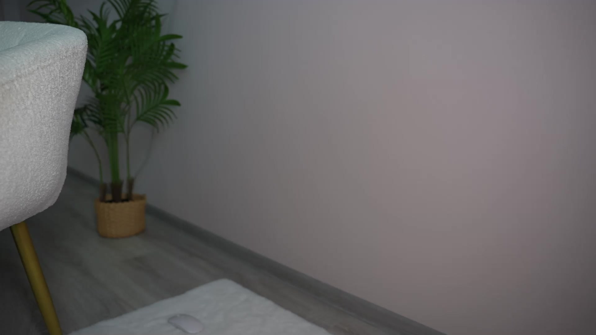 Gallery image thumbnail from Catch_Me's myfreecams stream on, 04/08/2026, 15:23 image 7 of 20