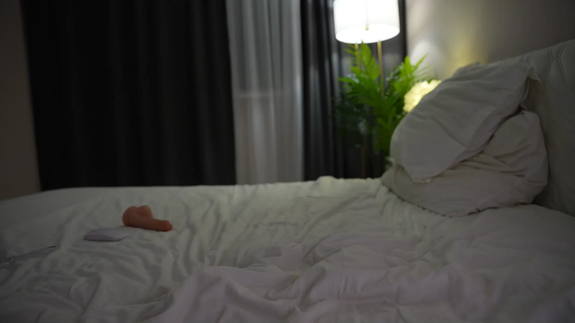 Gallery image thumbnail from Catch_Me's myfreecams stream on, 04/18/2026, 23:56 image 20 of 20
