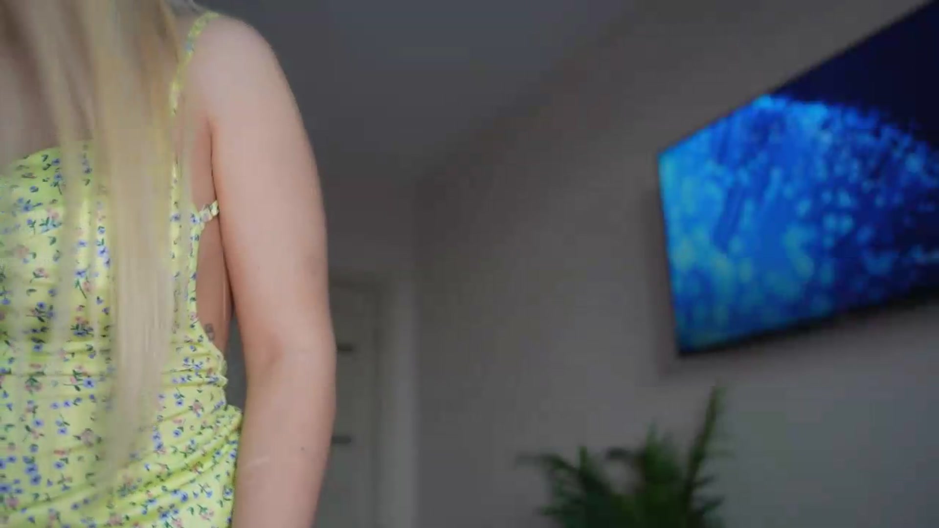 Gallery image thumbnail from Catch_Me's myfreecams stream on, 05/30/2026, 14:56 image 5 of 20