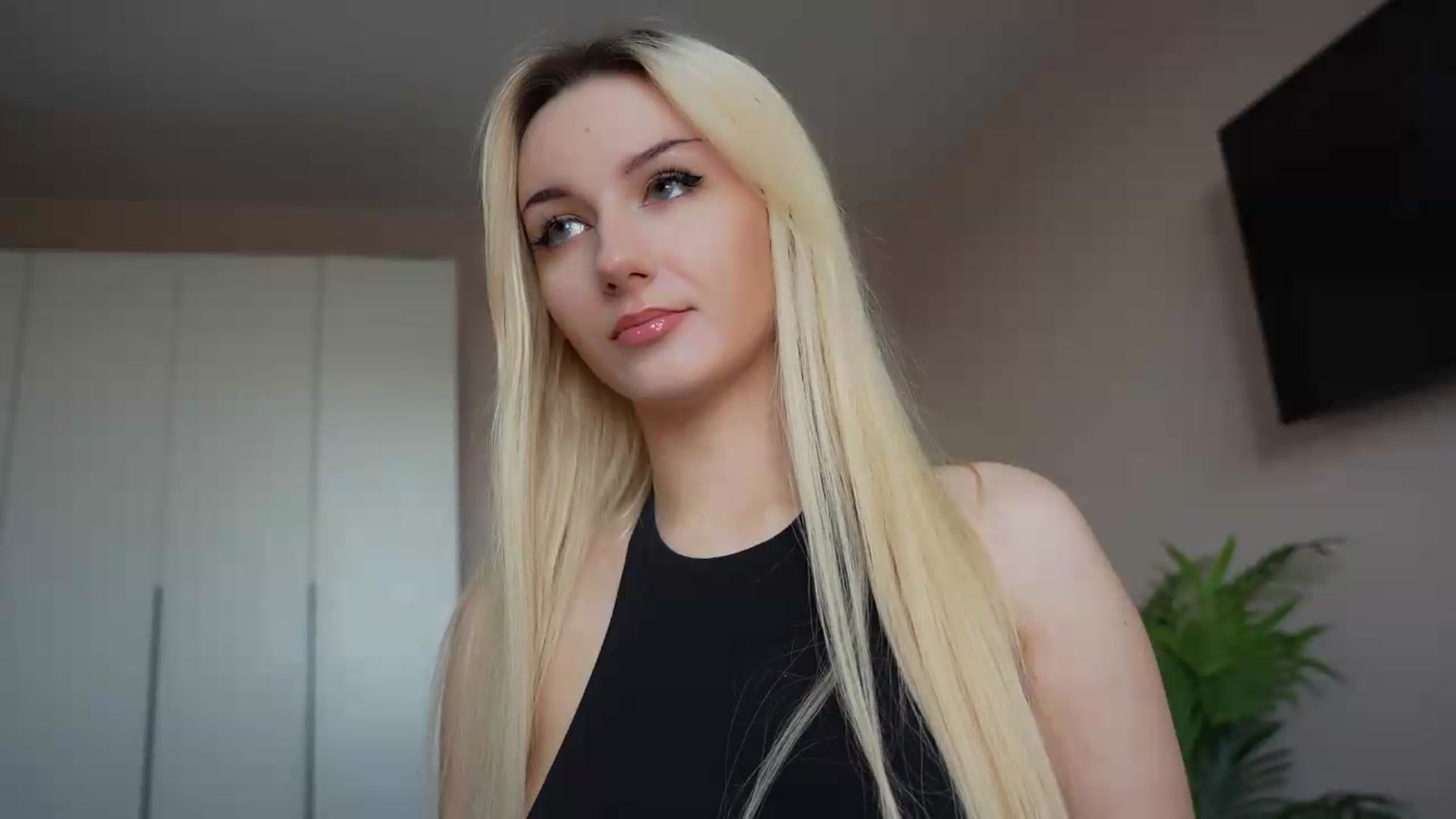 Gallery image thumbnail from Catch_Me's myfreecams stream on, 06/02/2026, 14:56 image 3 of 20