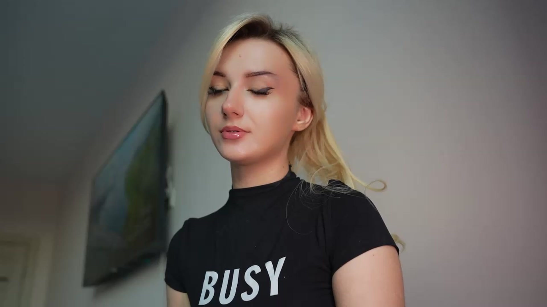 Gallery image thumbnail from Catch_Me's myfreecams stream on, 06/03/2026, 16:09 image 5 of 20