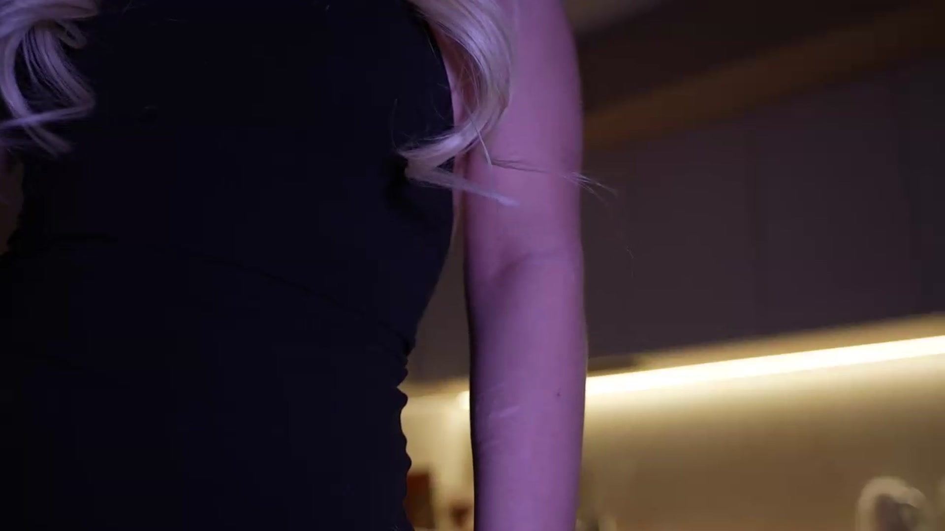 Gallery image thumbnail from Catch_Me's myfreecams stream on, 06/03/2026, 22:27 image 18 of 20