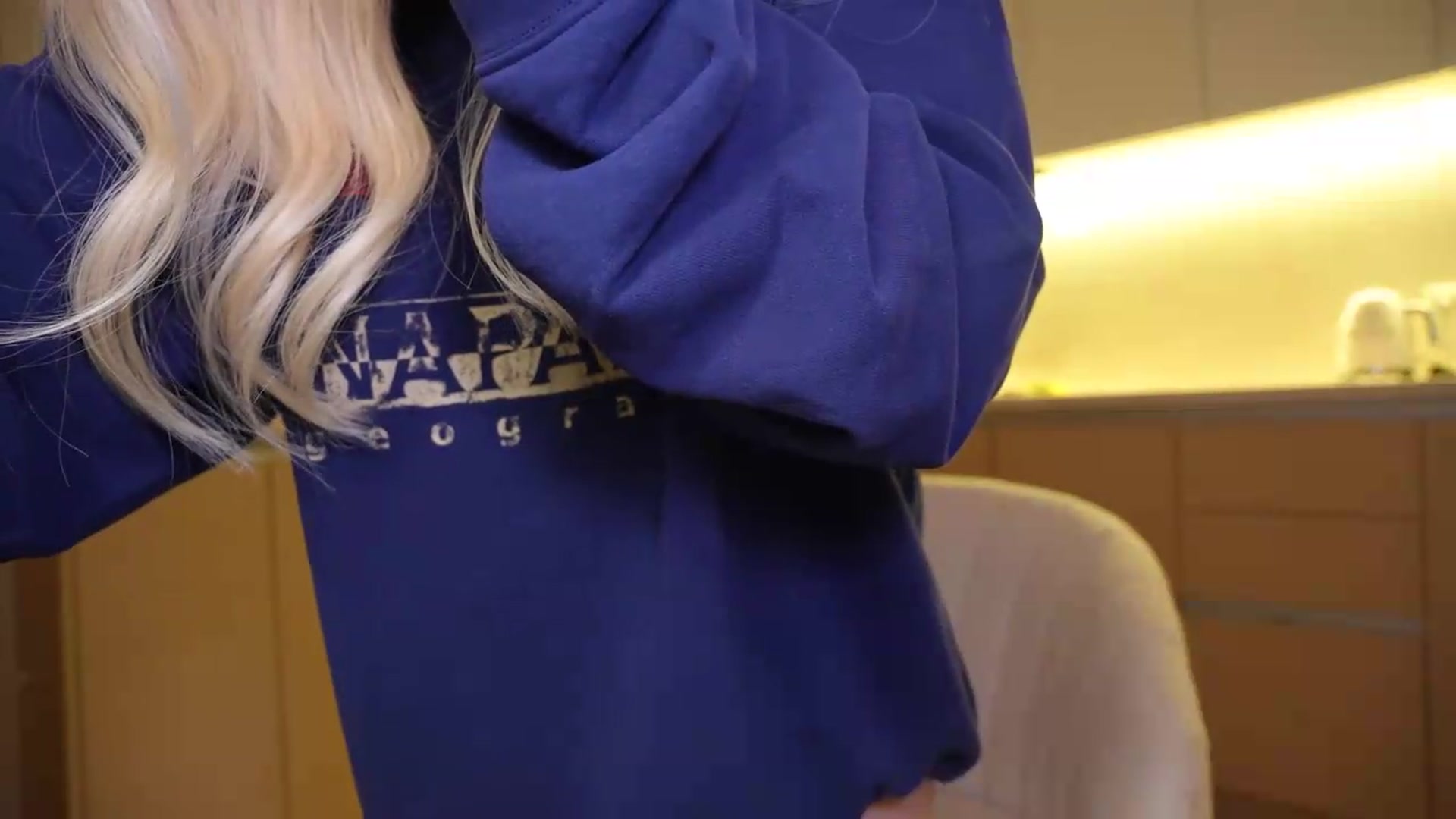 Gallery image thumbnail from Catch_Me's myfreecams stream on, 06/22/2026, 23:06 image 11 of 20
