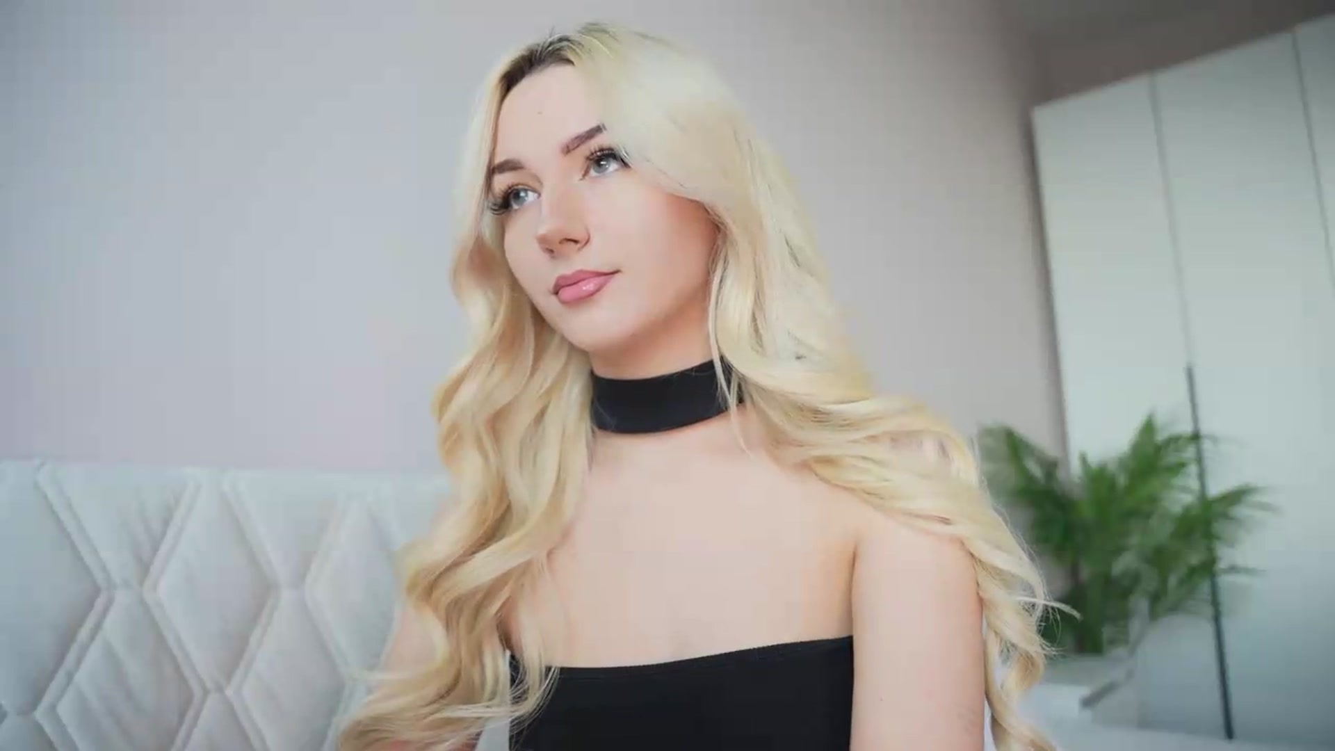 Gallery image thumbnail from Catch_Me's myfreecams stream on, 07/30/2026, 16:04 image 2 of 20