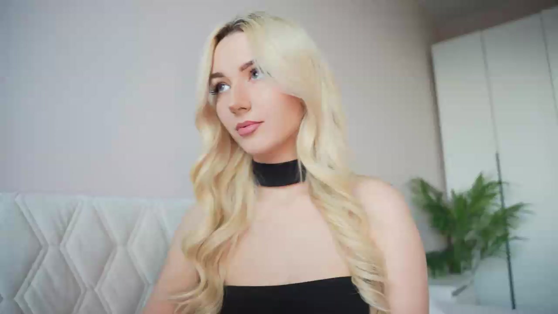 Gallery image thumbnail from Catch_Me's myfreecams stream on, 07/30/2026, 16:04 image 8 of 20