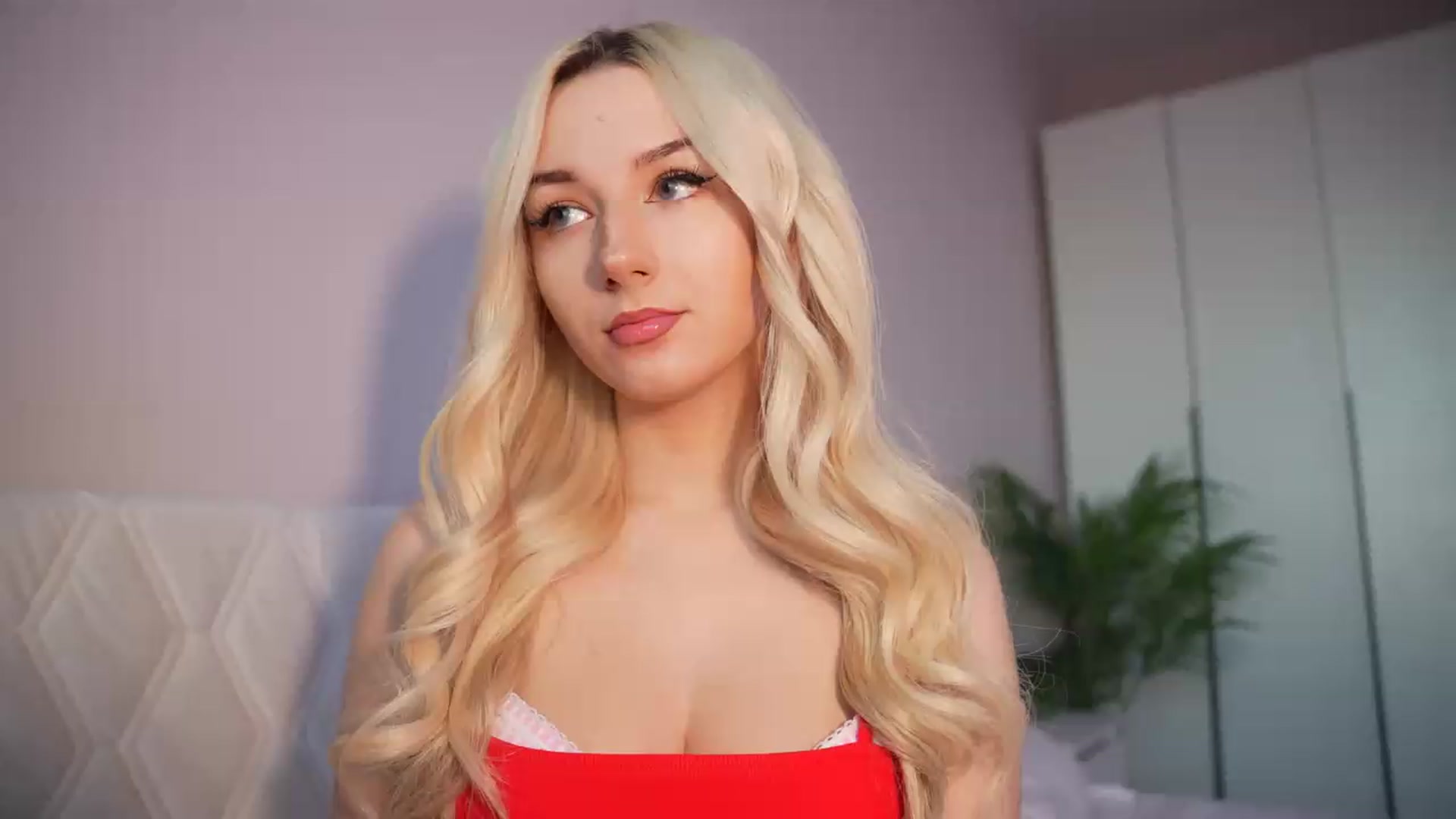 Gallery image thumbnail from Catch_Me's myfreecams stream on, 07/31/2026, 16:53 image 2 of 20