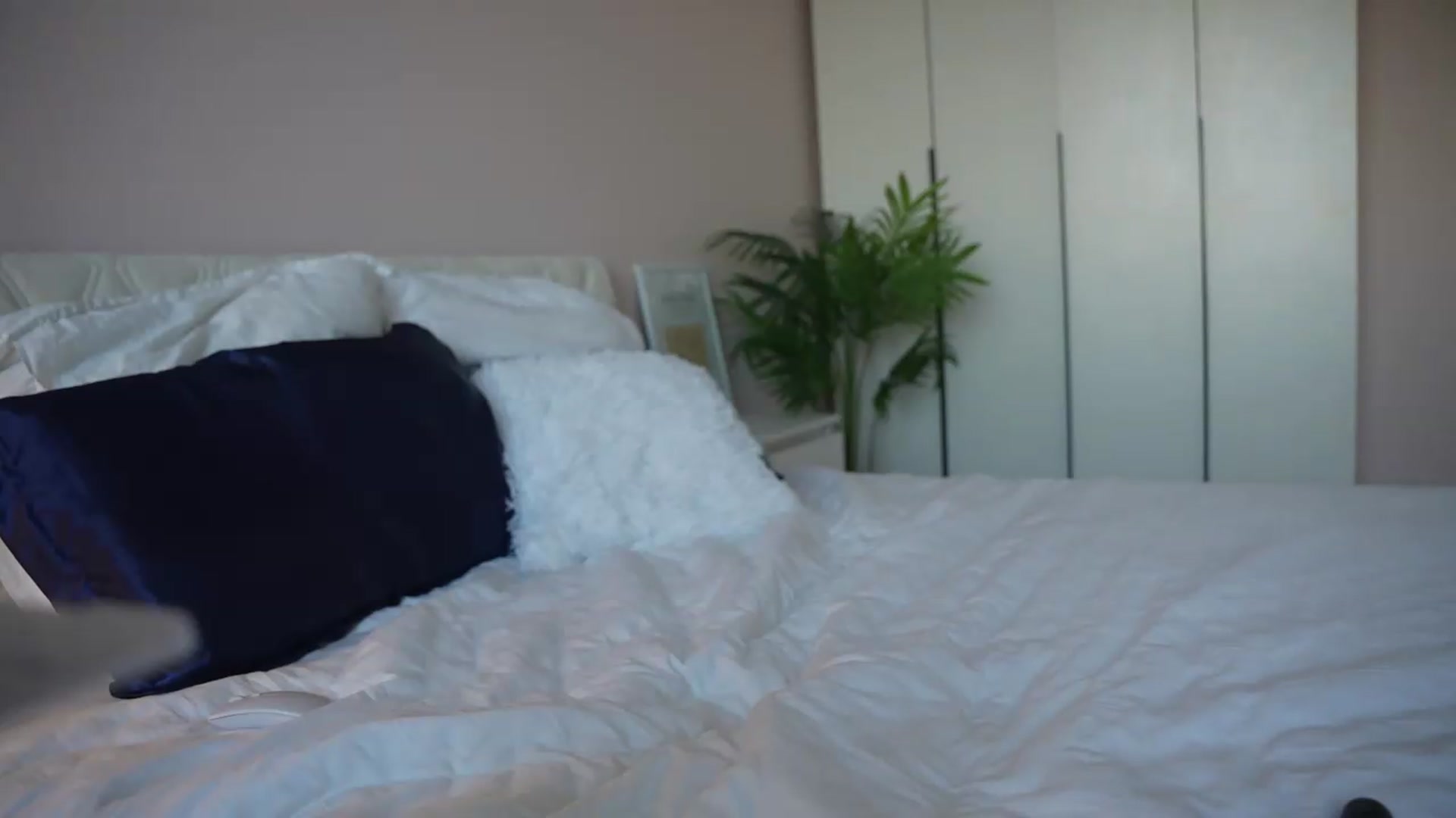 Gallery image thumbnail from Catch_Me's myfreecams stream on, 08/11/2026, 17:19 image 7 of 20