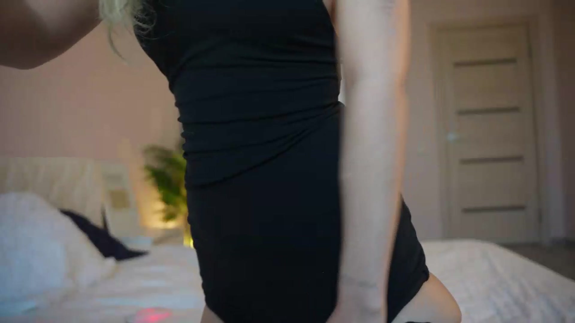 Gallery image thumbnail from Catch_Me's myfreecams stream on, 08/15/2026, 15:57 image 20 of 20