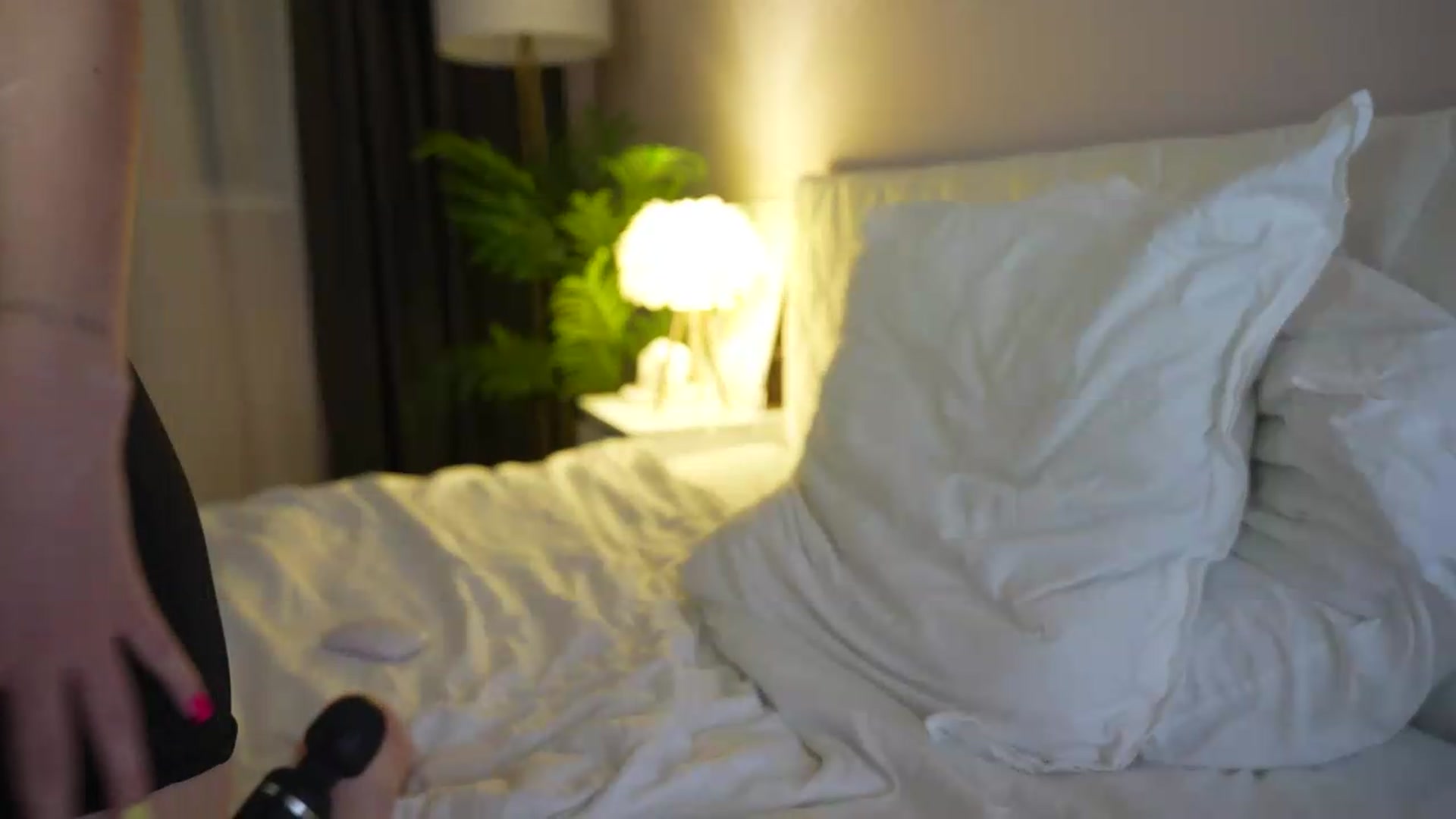 Gallery image thumbnail from Catch_Me's myfreecams stream on, 09/01/2026, 24:56 image 4 of 20